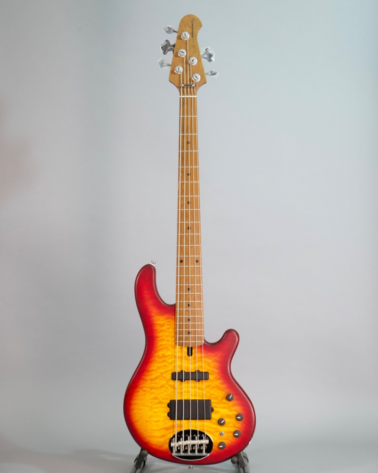 Lakland Skyline 5502 Deluxe 5 Corde Sunburst Satin MP
