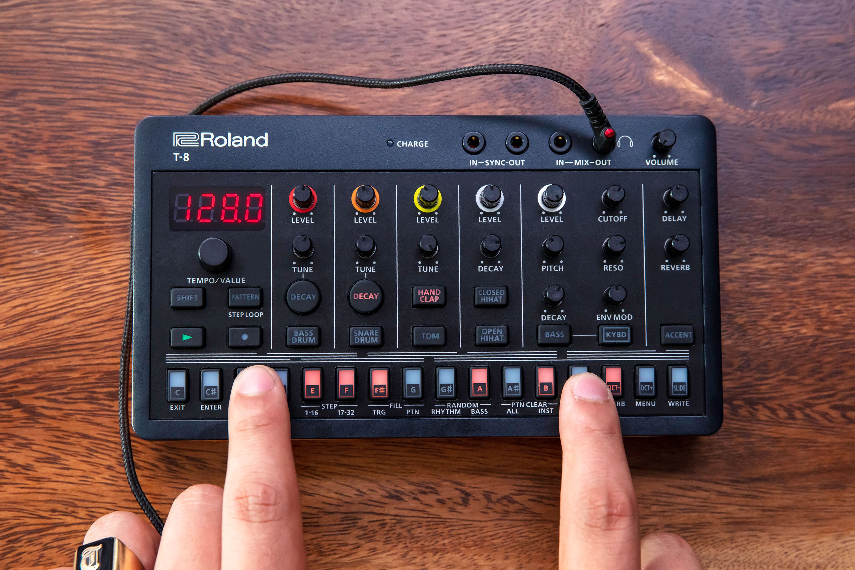 Roland T8 Block Beats Rhythm Machine