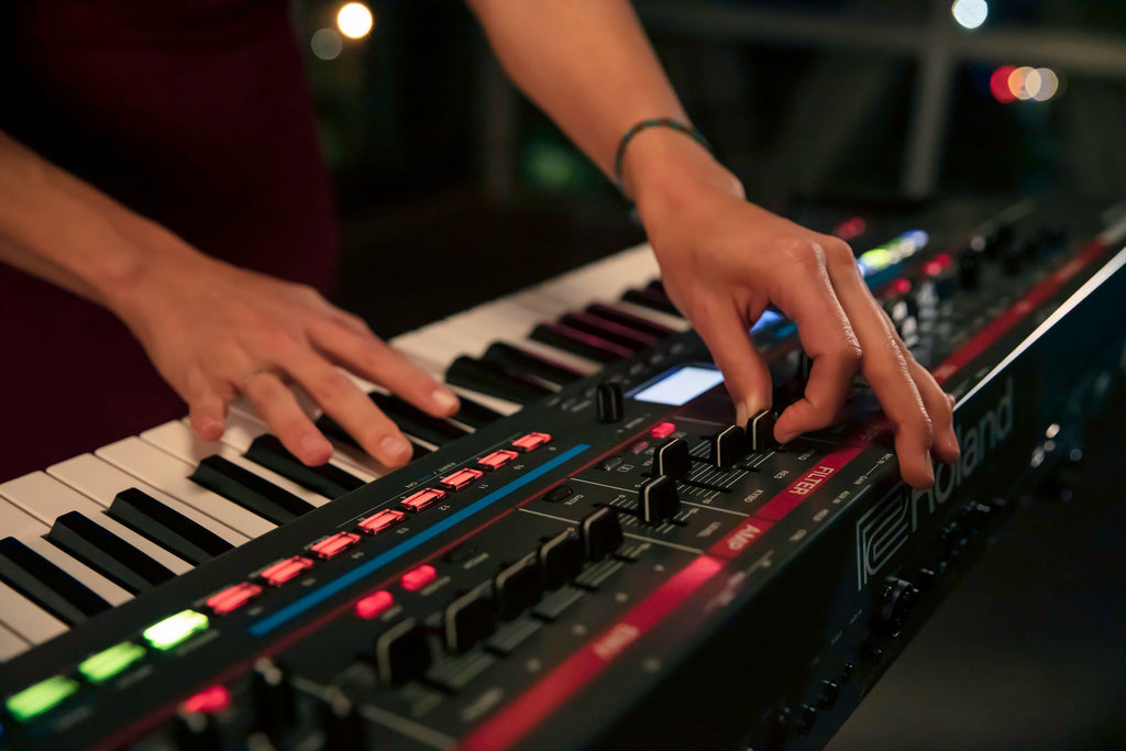 Roland Juno-X Programmable Poliphonic Synthesizer