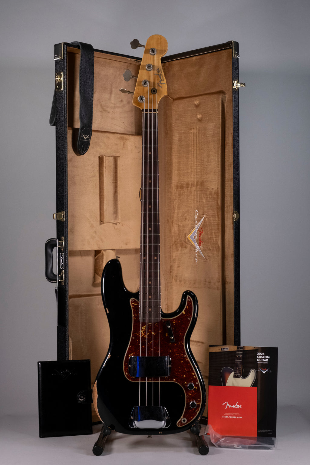 Fender Custom Shop Limited `62 Precision Bass Relic Aged Black