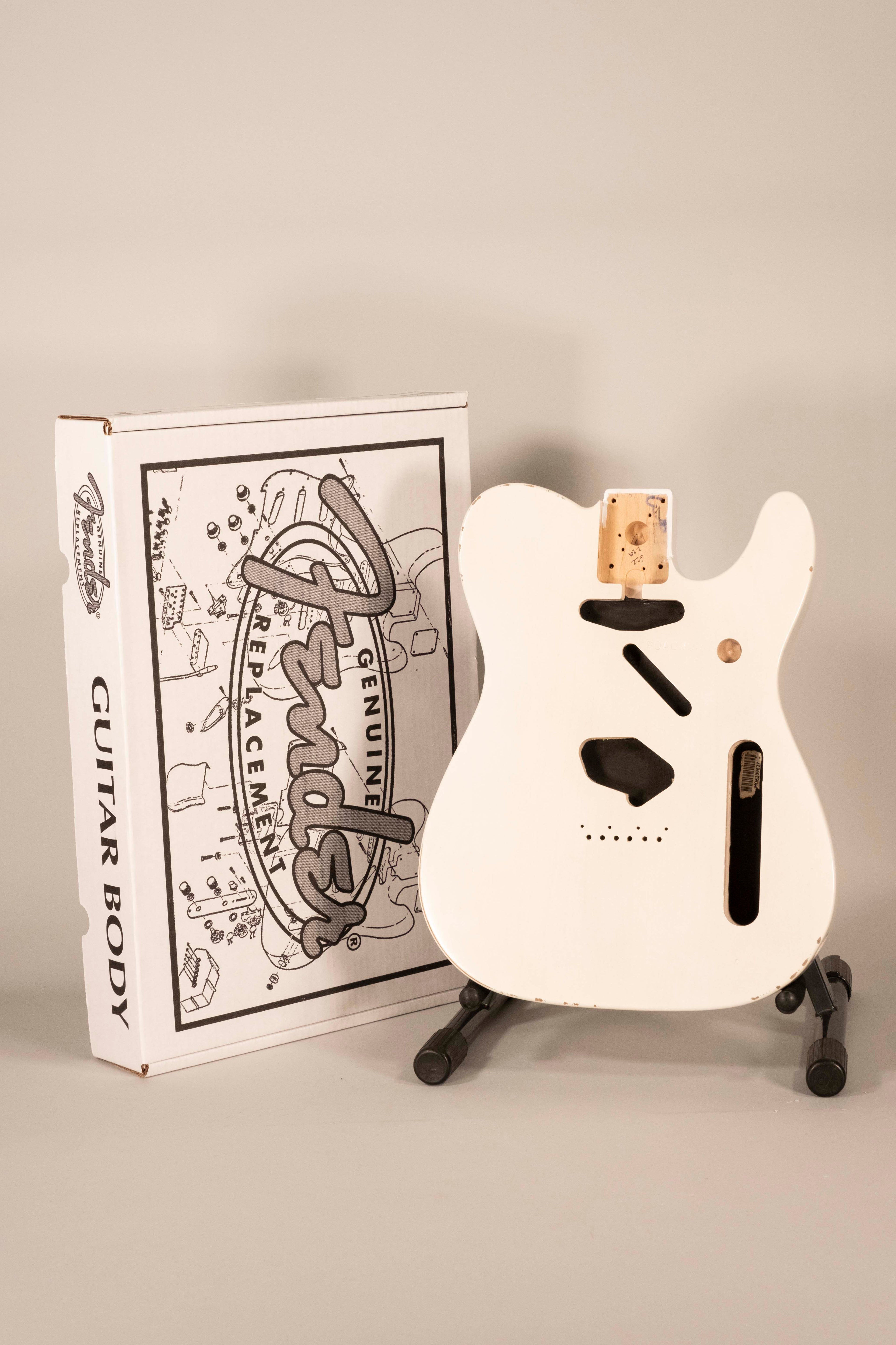 Fender Corpo Road Worn 50's Telecaster SS in Ontano White Blonde