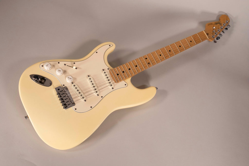 Fender Stratocaster Amer.Std Mancina vintage white usata