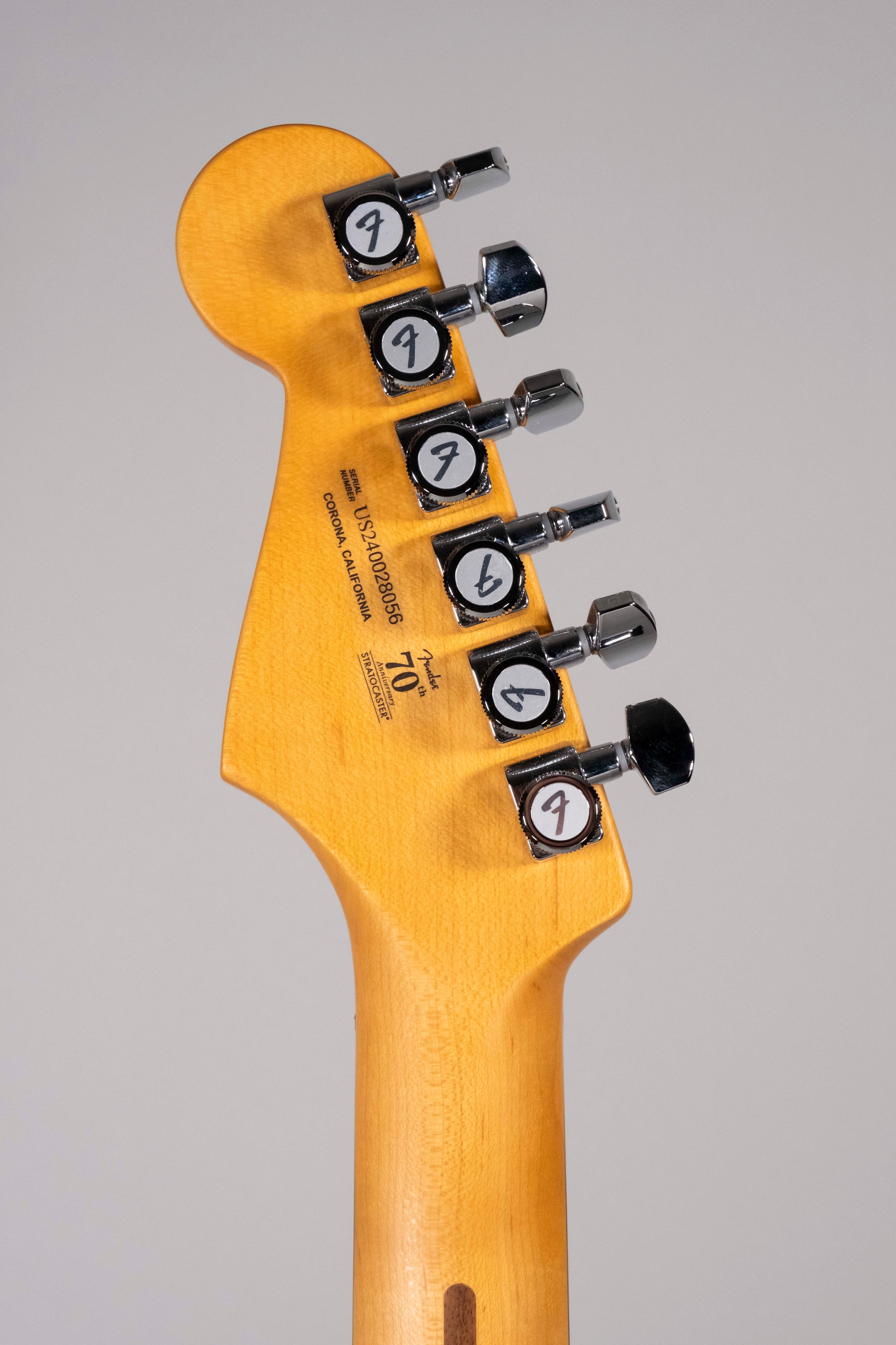 Fender Stratcaster HSS American Ultra II Texas Tea