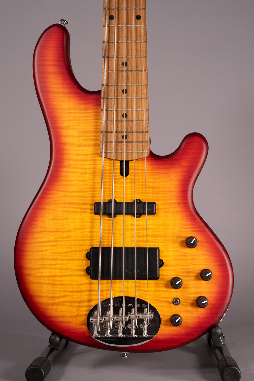 Lakland Skyline 5502 Deluxe 5 Corde Honeyburst Satin