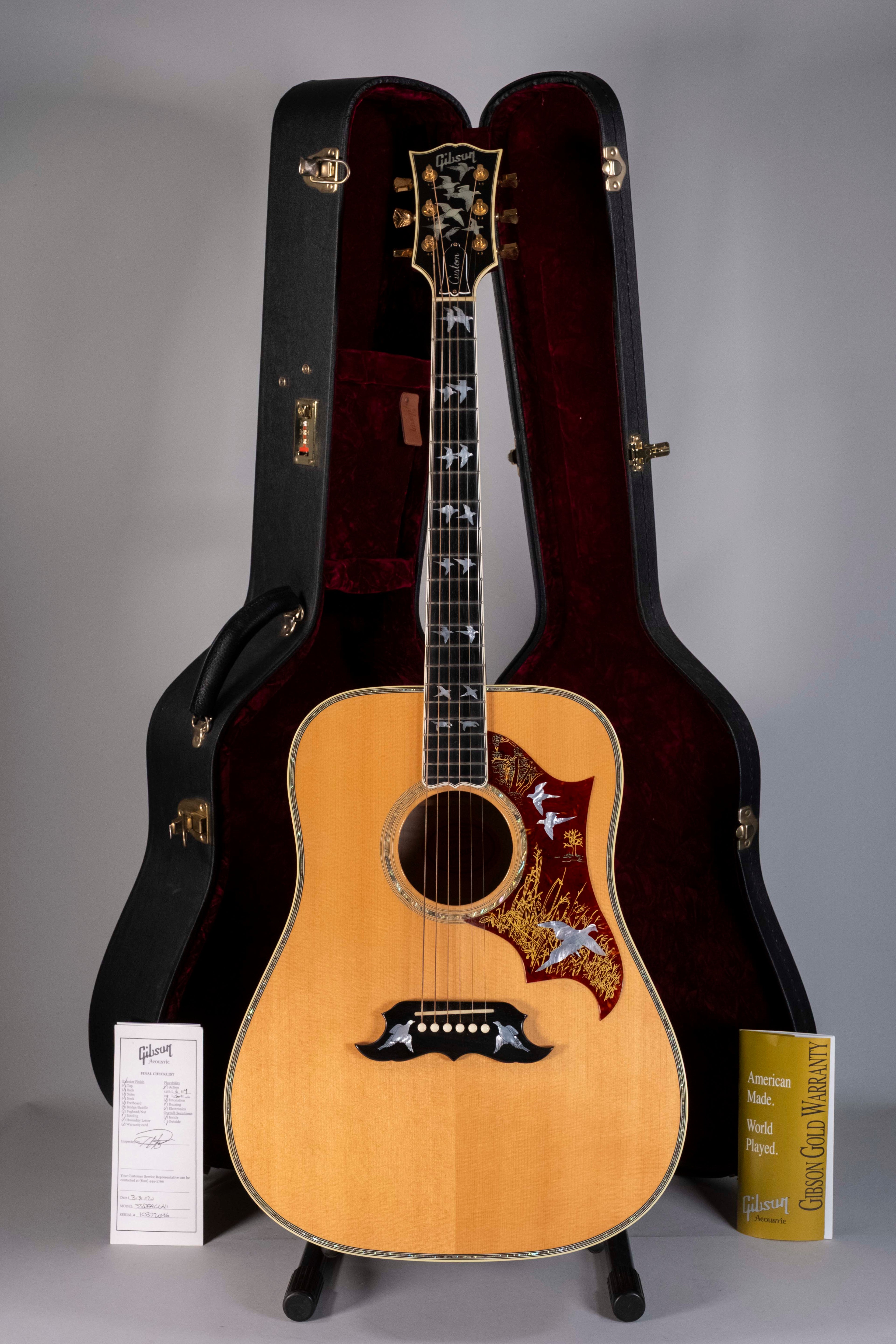 GIBSON DOVE IN FLYGHT USATA
