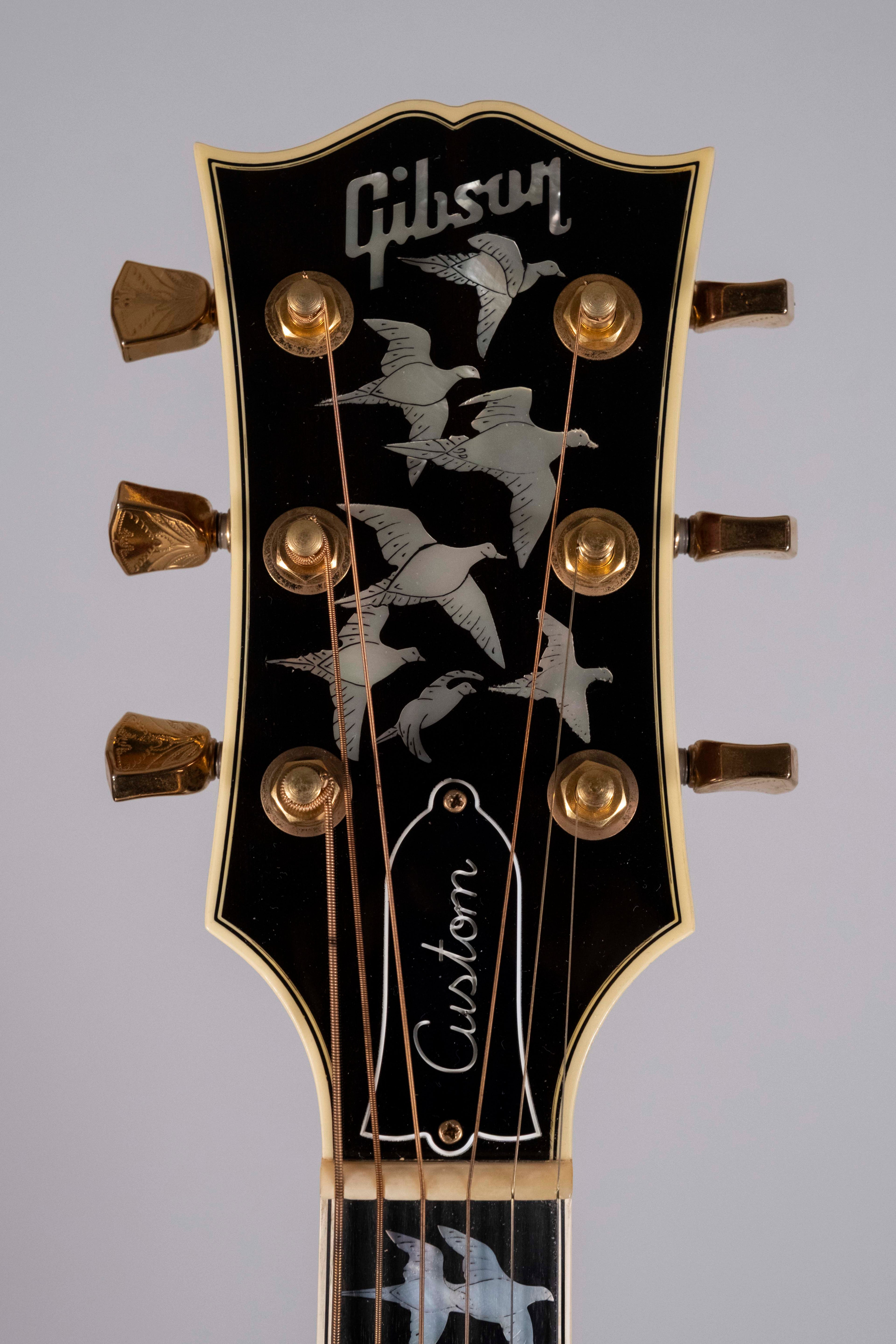 GIBSON DOVE IN FLYGHT USATA