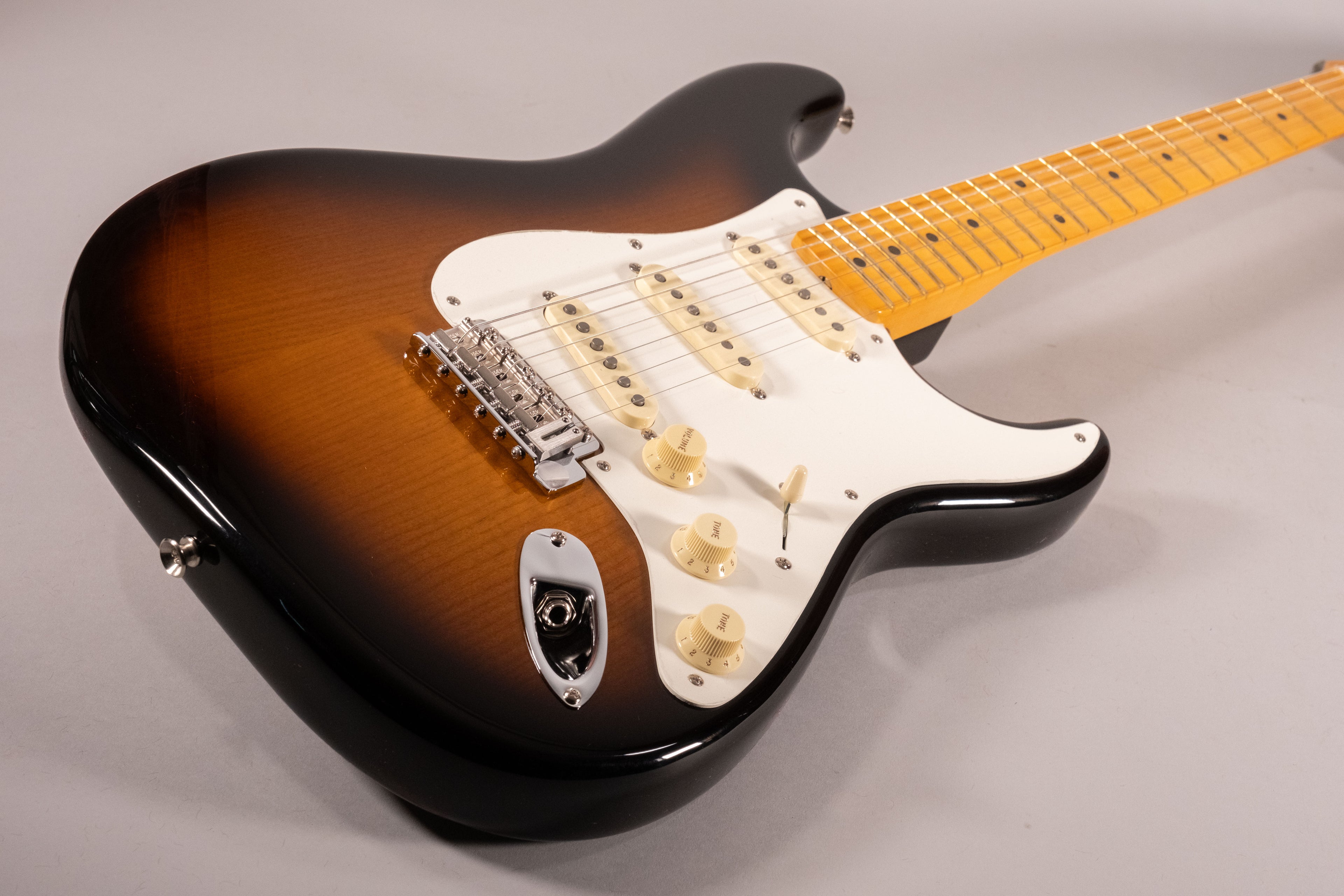 Fender Eric Johnson 1954 Virginia Stratocaster Stories Collection