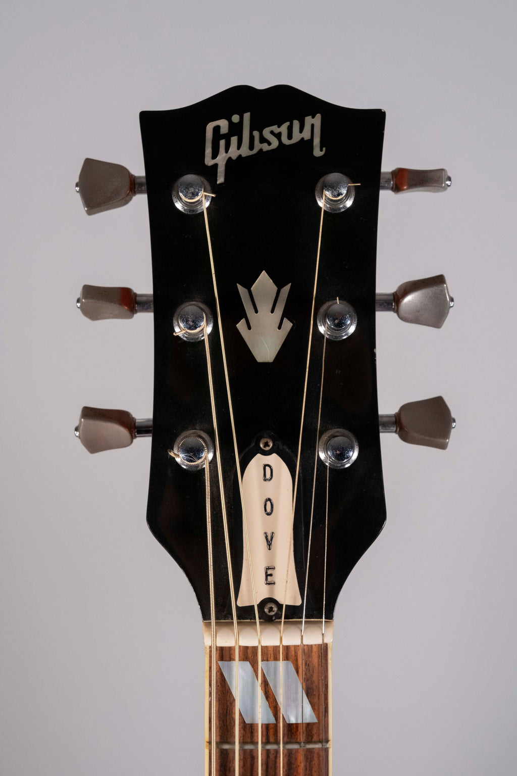 GIBSON 1960s DOVE NATURAL USATA