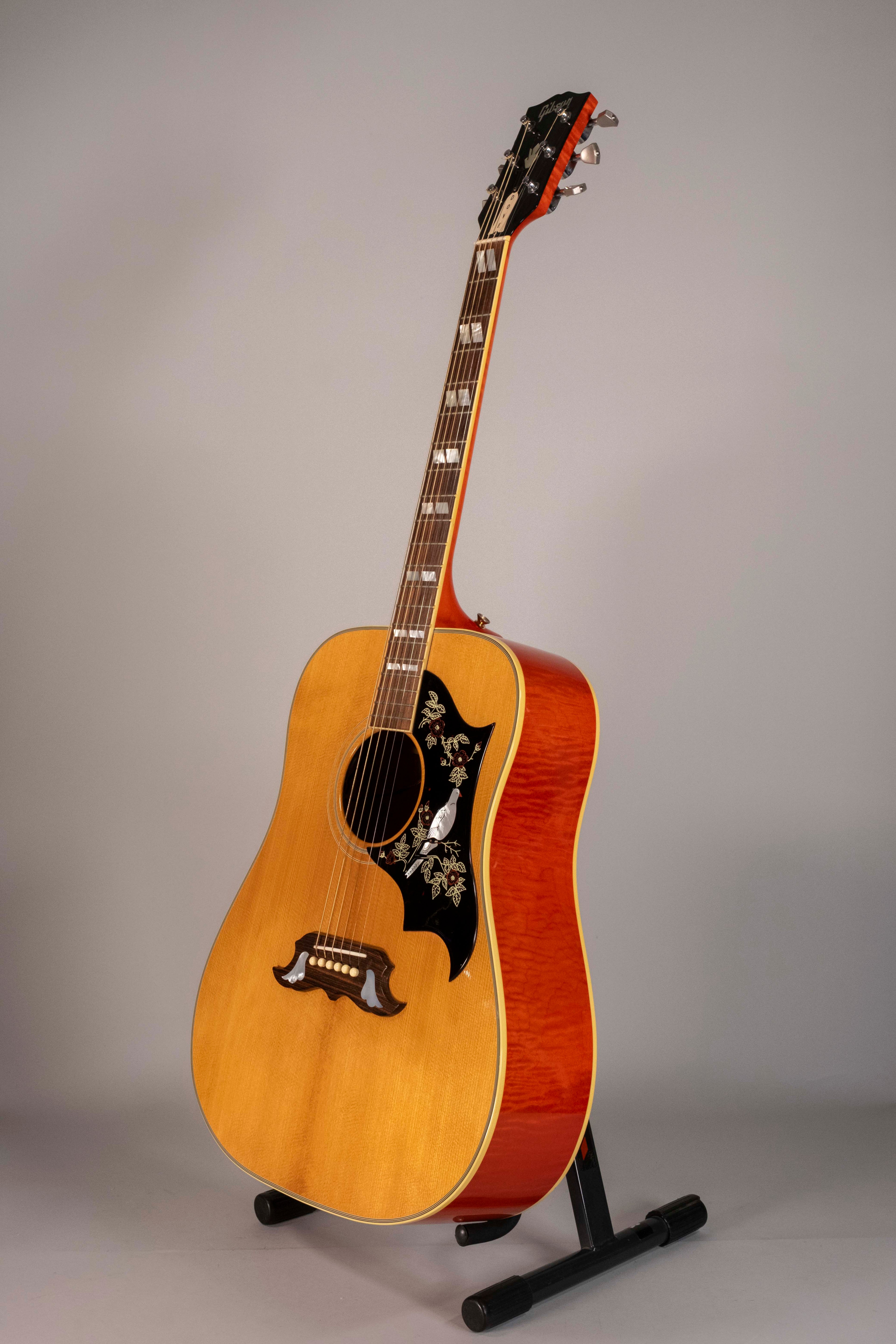 GIBSON 1960s DOVE NATURAL USATA