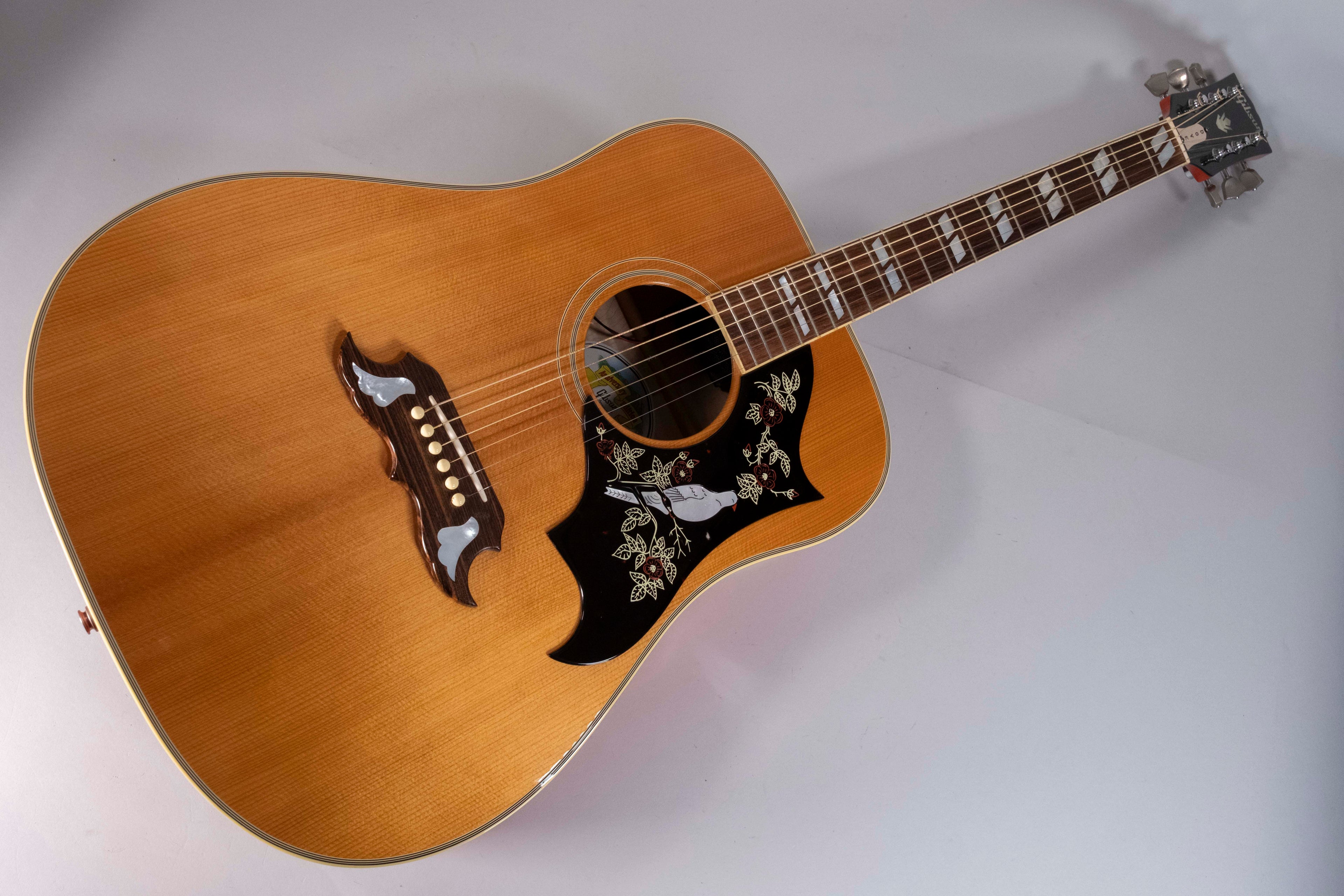 GIBSON 1960s DOVE NATURAL USATA