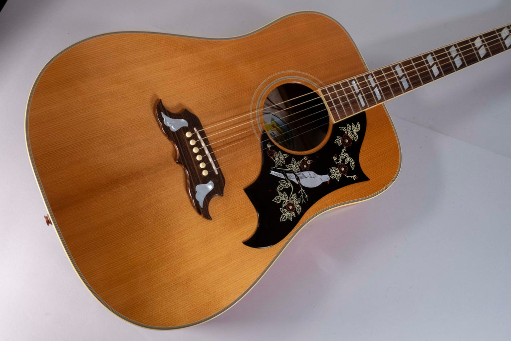 GIBSON 1960s DOVE NATURAL USATA