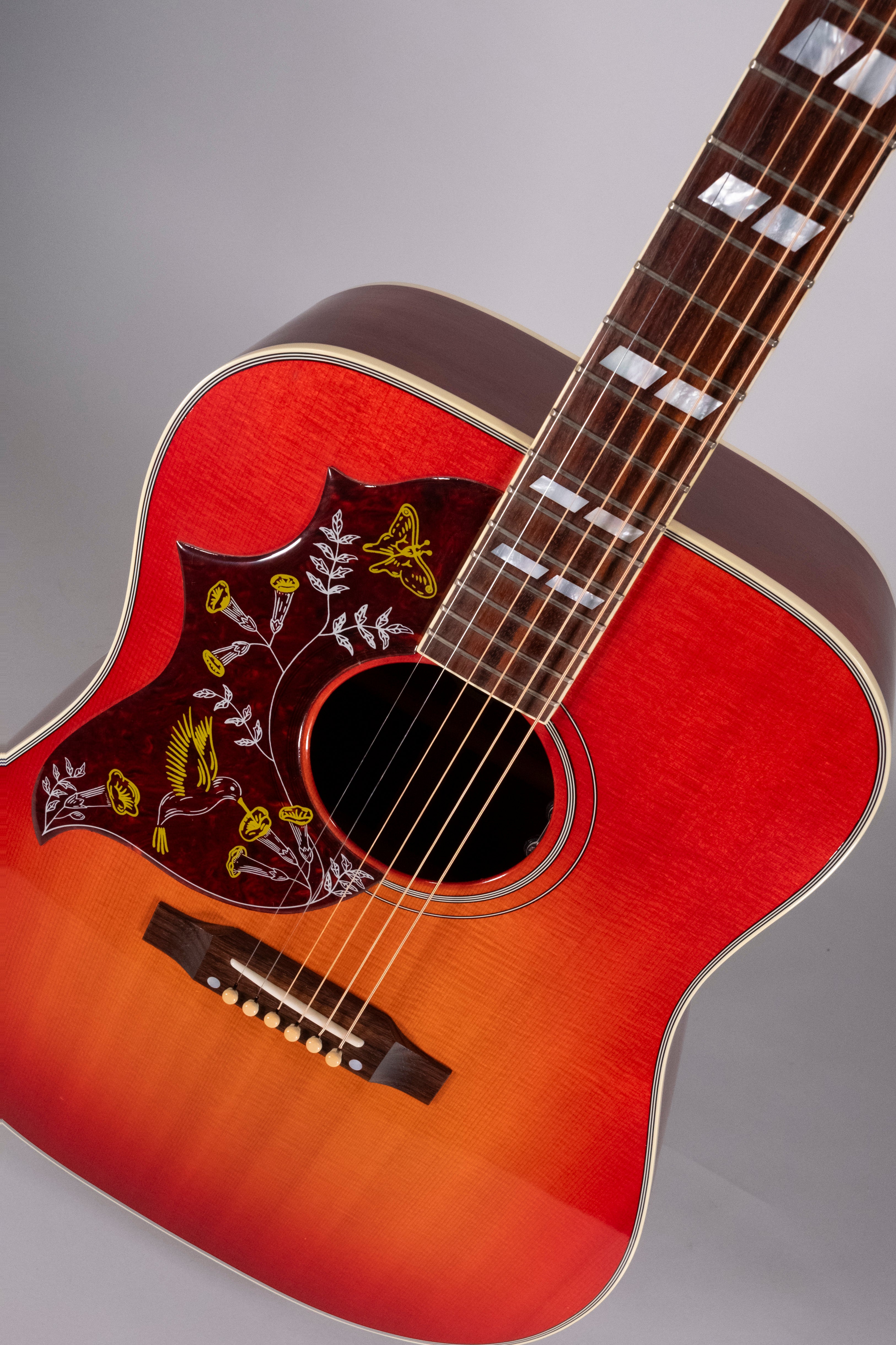 GIBSON HUMMINGBIRD LEFT CHERRY USATA