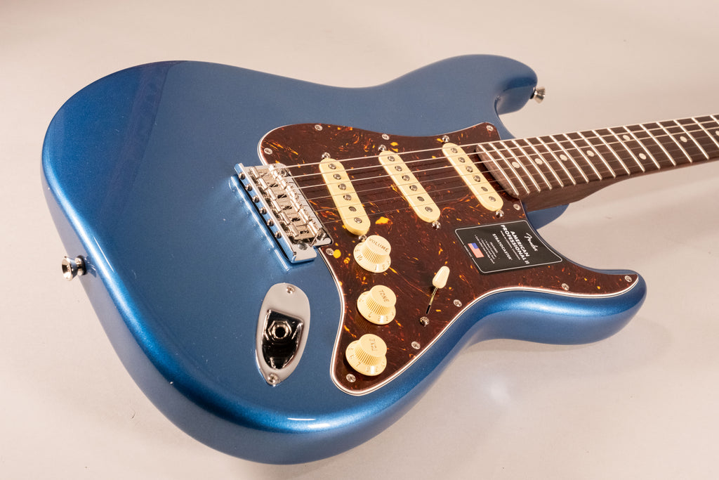 Fender American Professional II Stratocaster Rosewood Lake Placid Blue