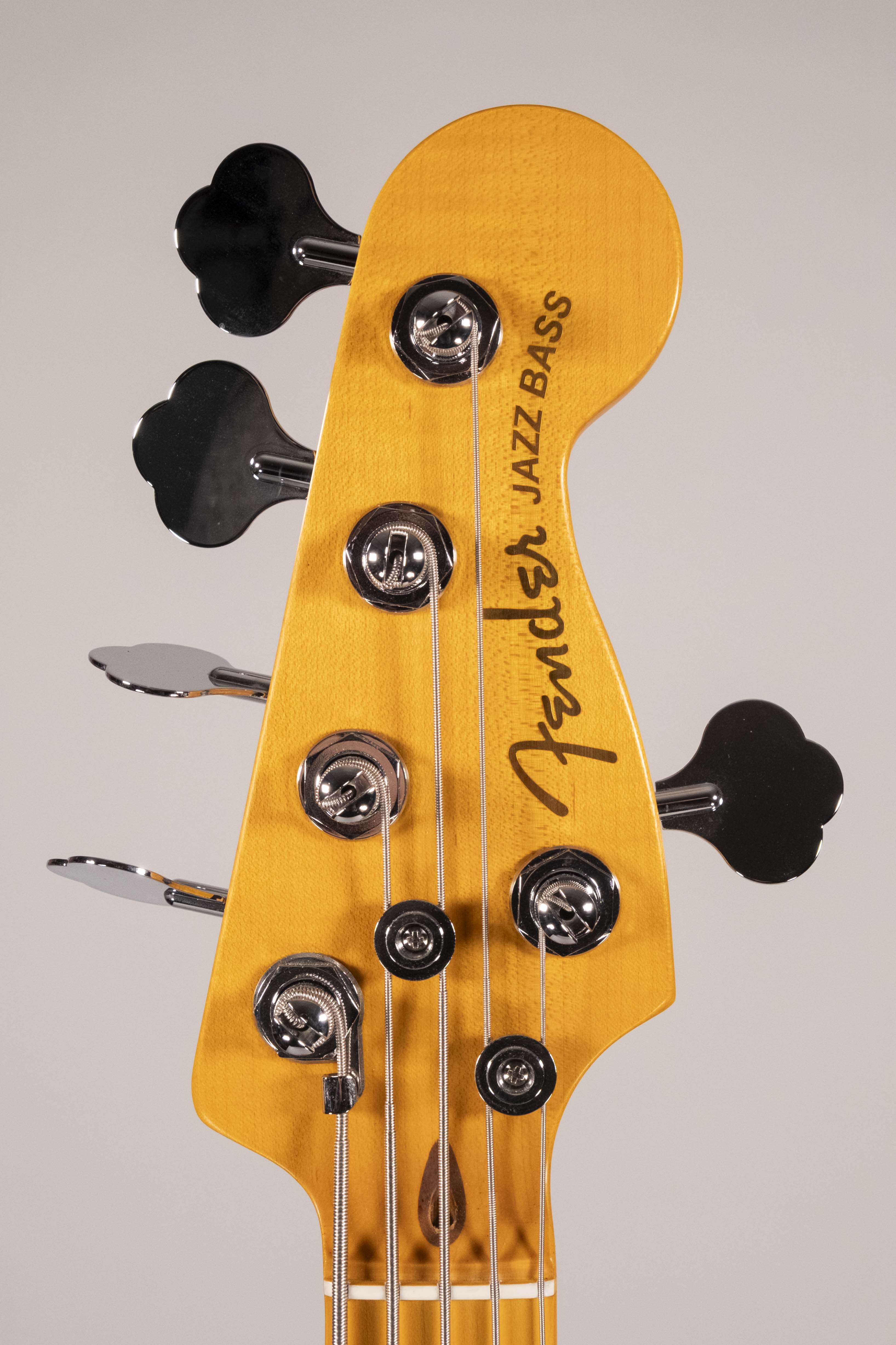 Fender Jazz Ultra II red 5 c Usato