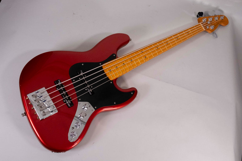 Fender Jazz Ultra II red 5 c Usato