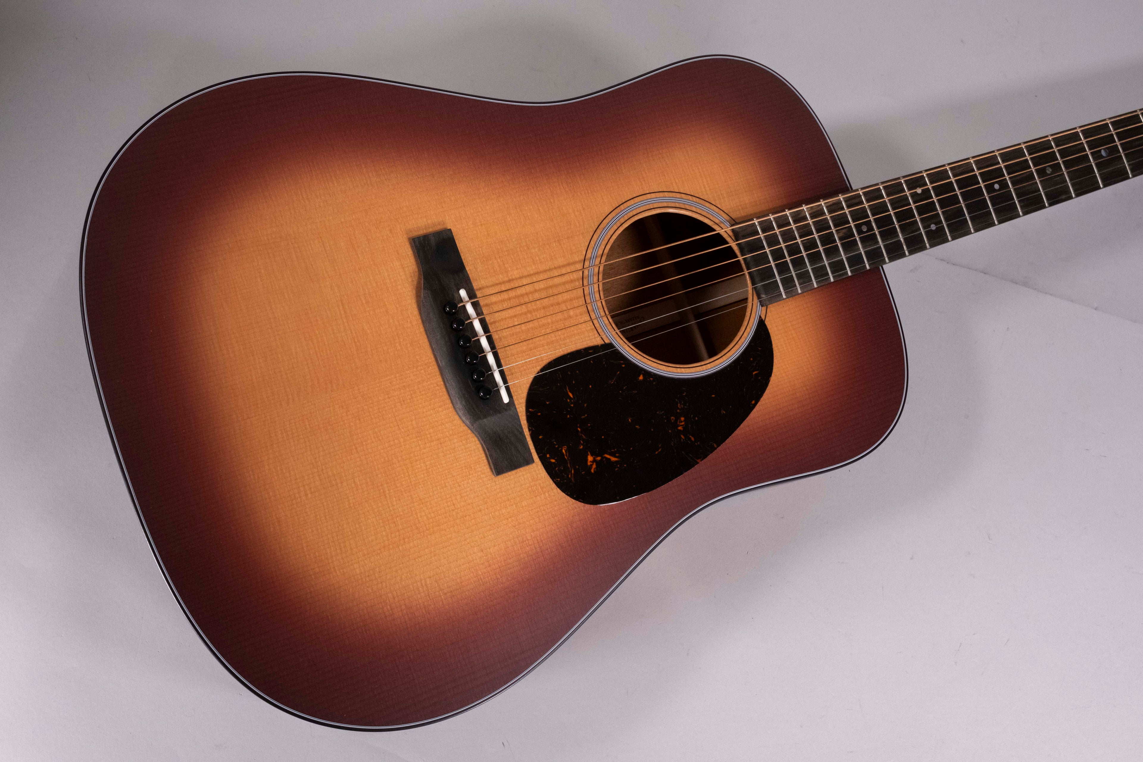Martin & Co. D-18 Satin Amberburst