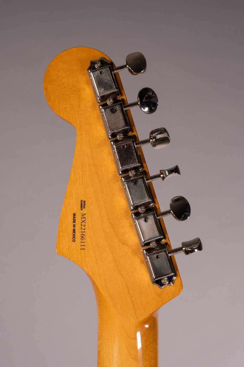Fender Vintera 60S Stratocaster Pau Ferro 3-Color Sunburst