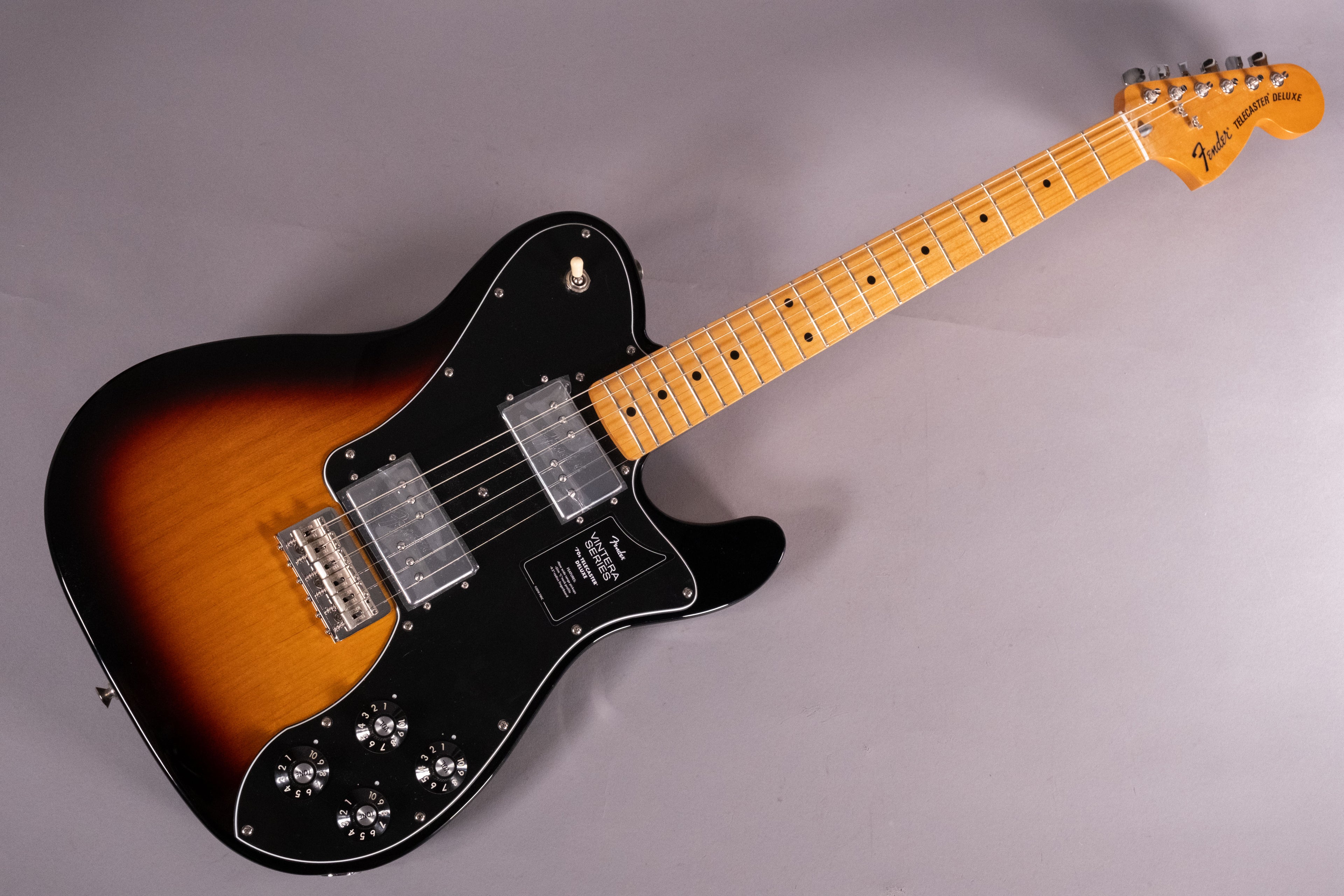 Fender Vintera 70S Telecaster Deluxe Mn 3 Color Sunburst