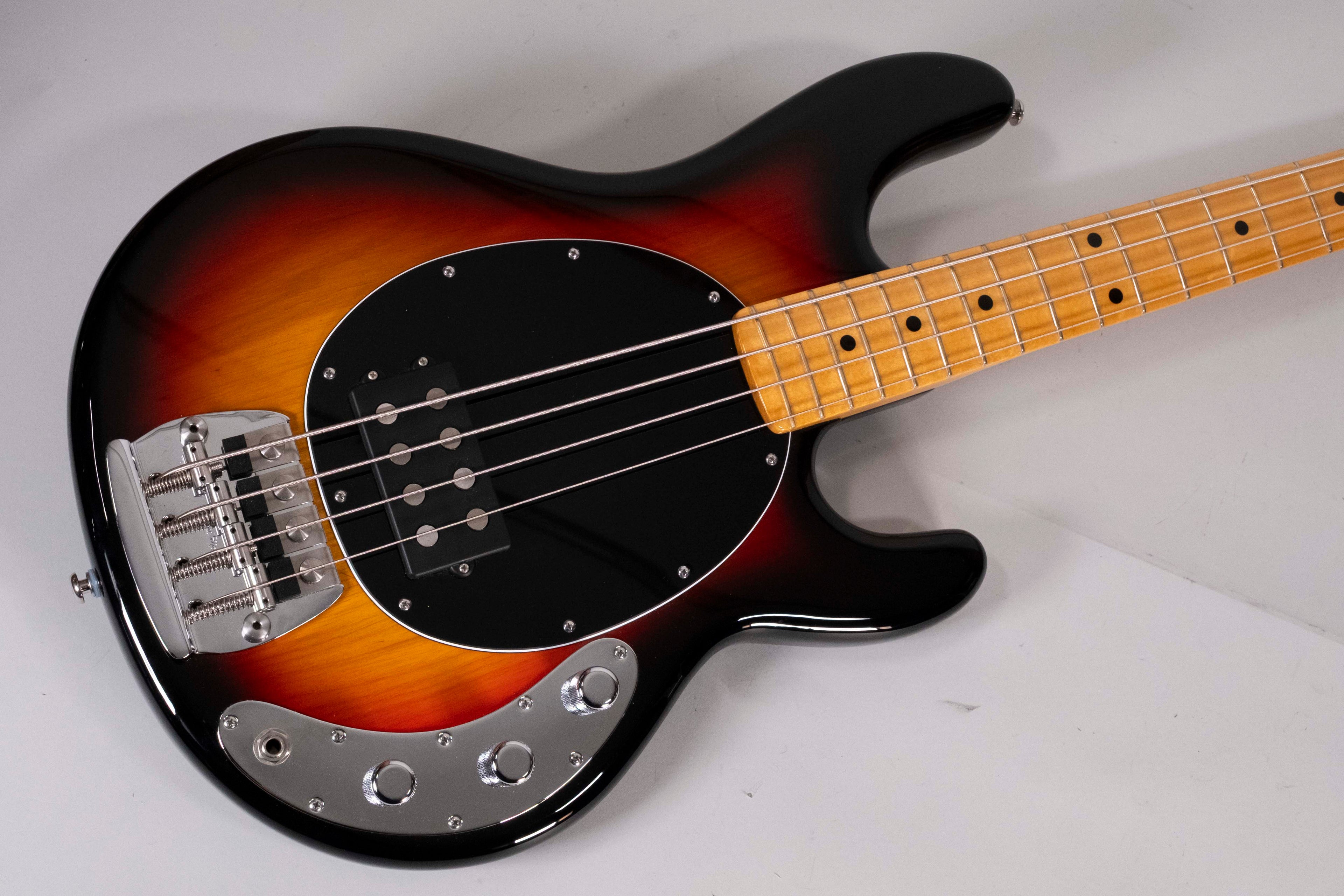 MUSIC MAN STINGRAY RETRO 70 USATO