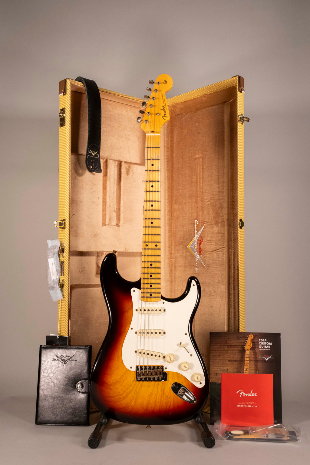 Fender Custom Shop Limited Ed 1956 Stratocaster Journeyman Relic 3Color Sunburst