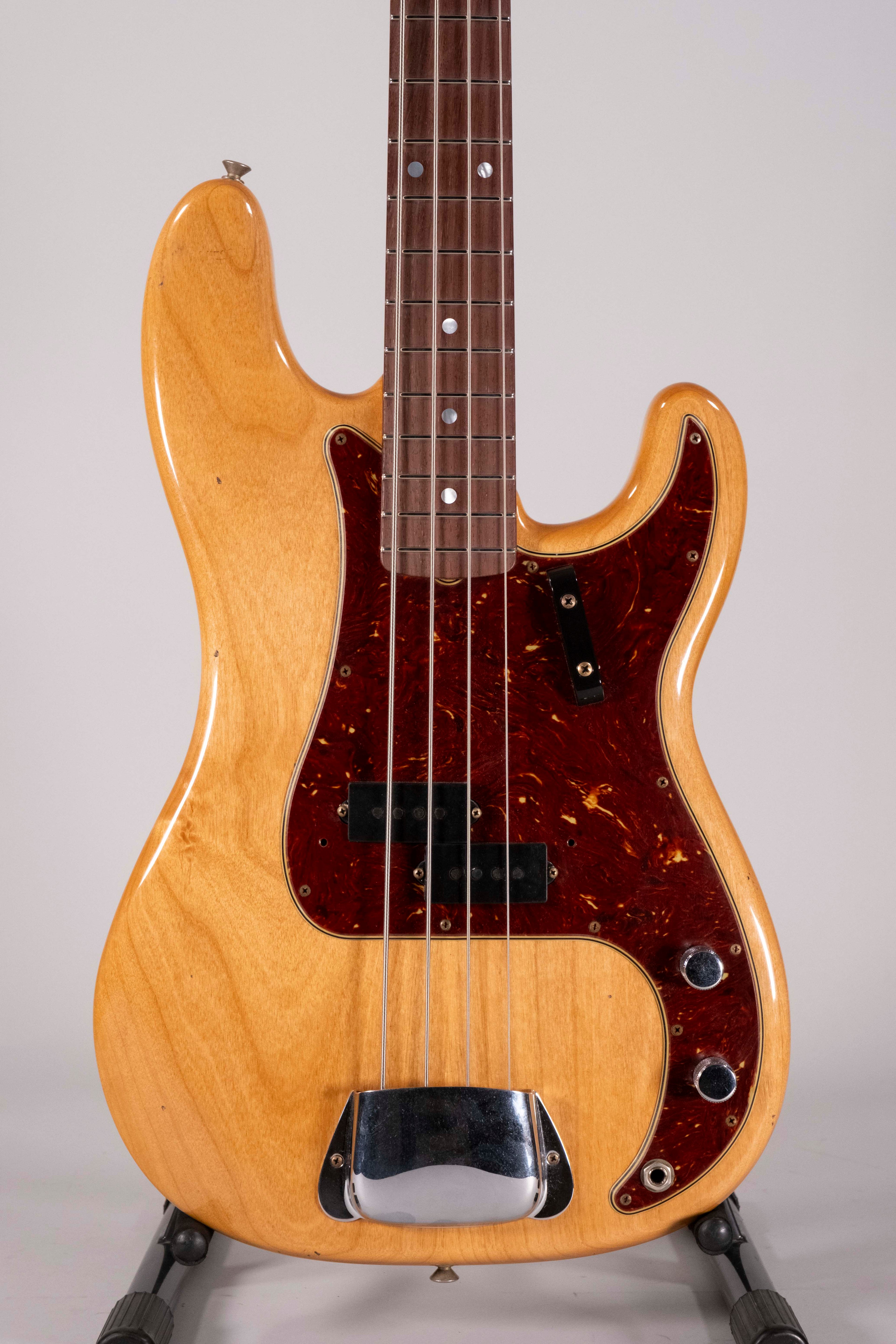 Fender Custom Shop 1966 Precision Bass Journeyman Relic 3A RW Aged Natural