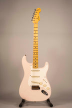 Fender Custom Shop 1956 Stratocaster Journeyman Relic Faded Aged Shell Pink