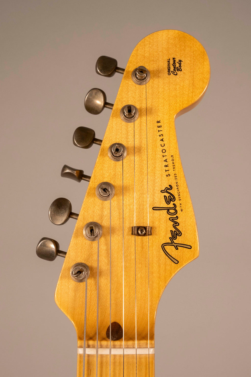 Fender Custom Shop 1956 Stratocaster Journeyman Relic Faded Aged Shell Pink