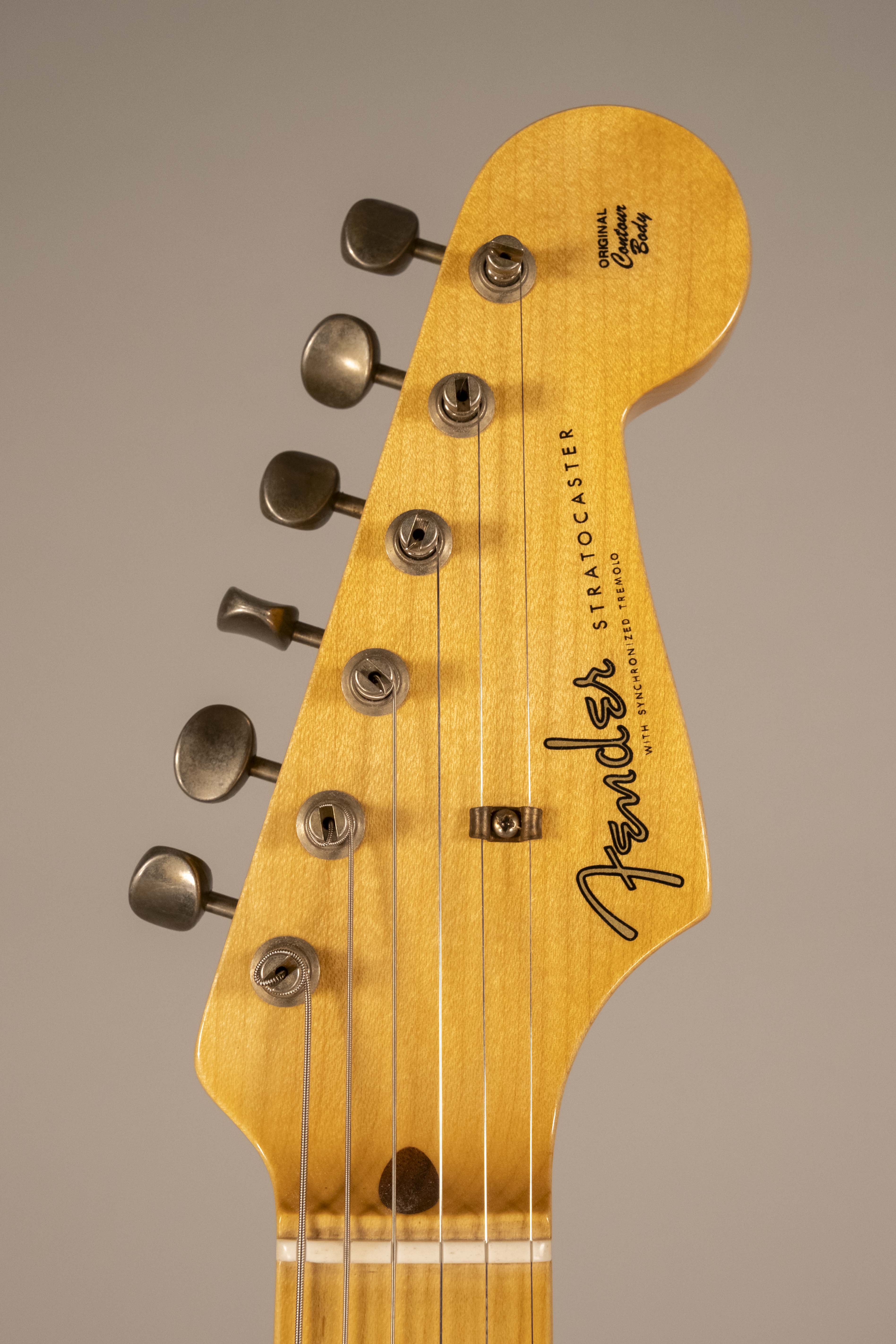 Fender Custom Shop 1956 Stratocaster Journeyman Relic Faded Aged Shell Pink