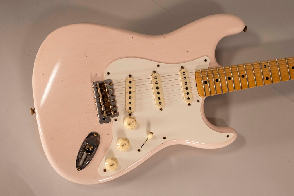 Fender Custom Shop 1956 Stratocaster Journeyman Relic Faded Aged Shell Pink