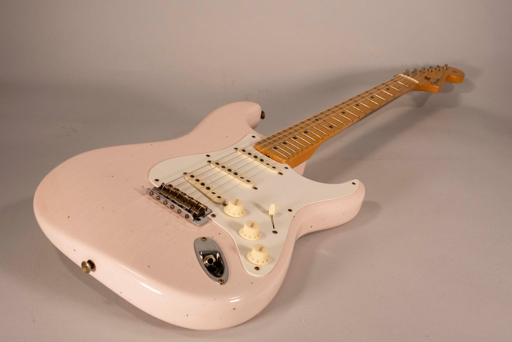 Fender Custom Shop 1956 Stratocaster Journeyman Relic Faded Aged Shell Pink