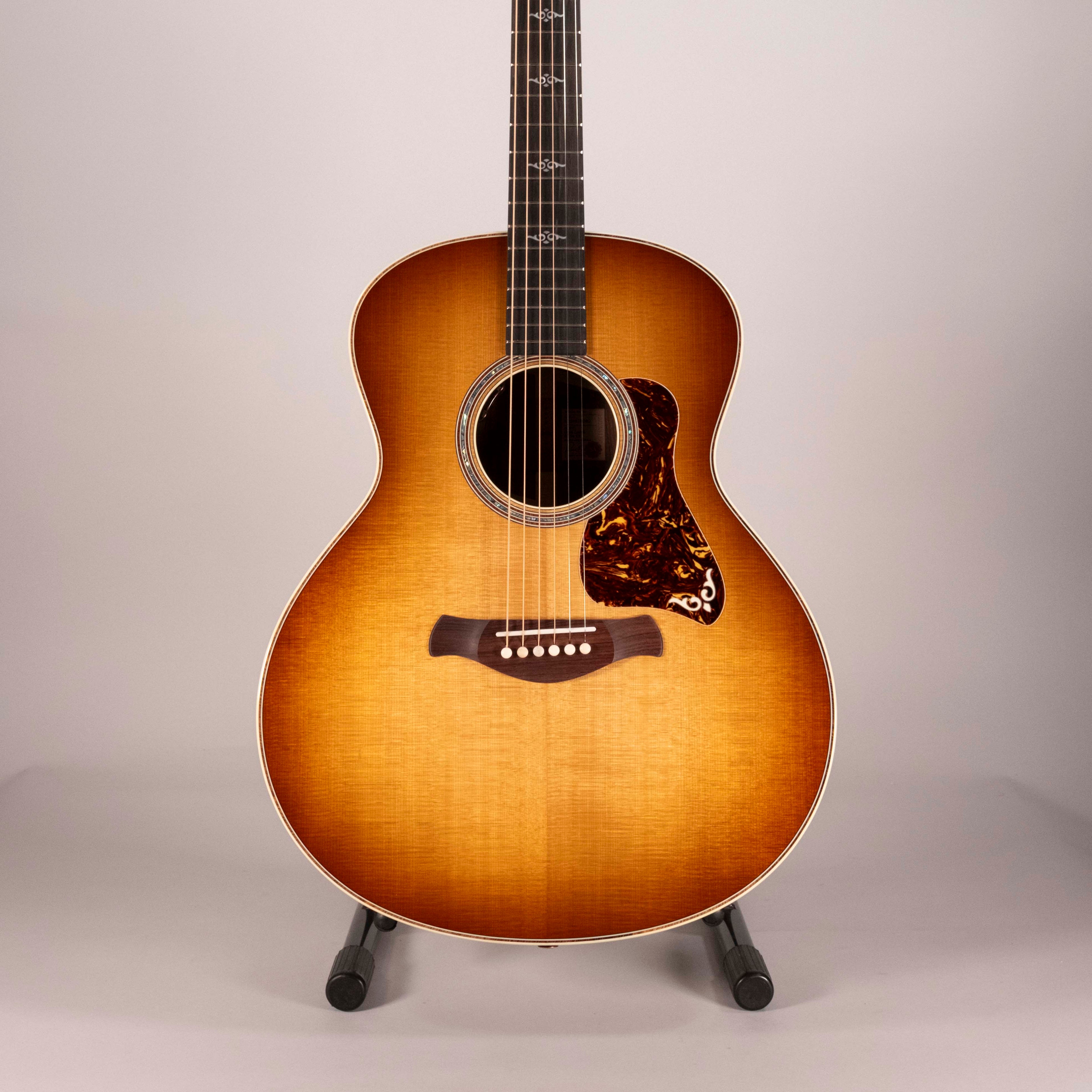 Taylor 814E Sunburst Gold Label