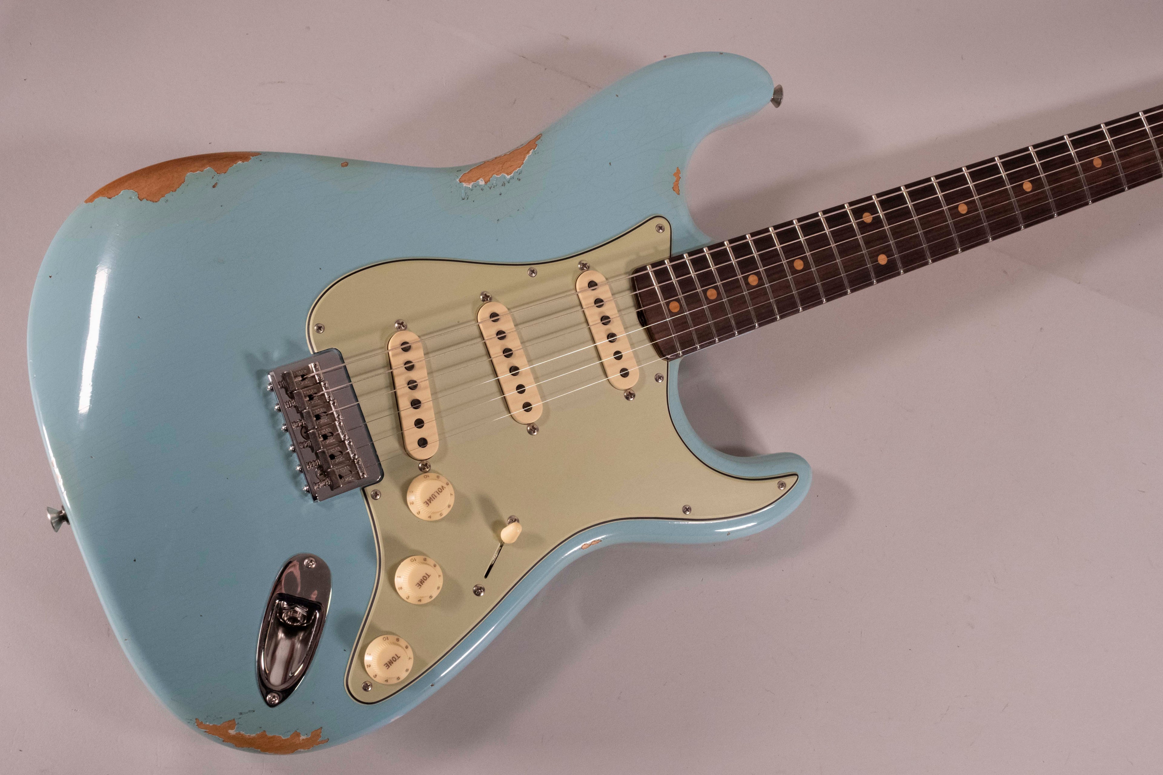 Fender Custom Shop Ltd 59' Stratocaster Hardtail Relic Aged Daphne Blue