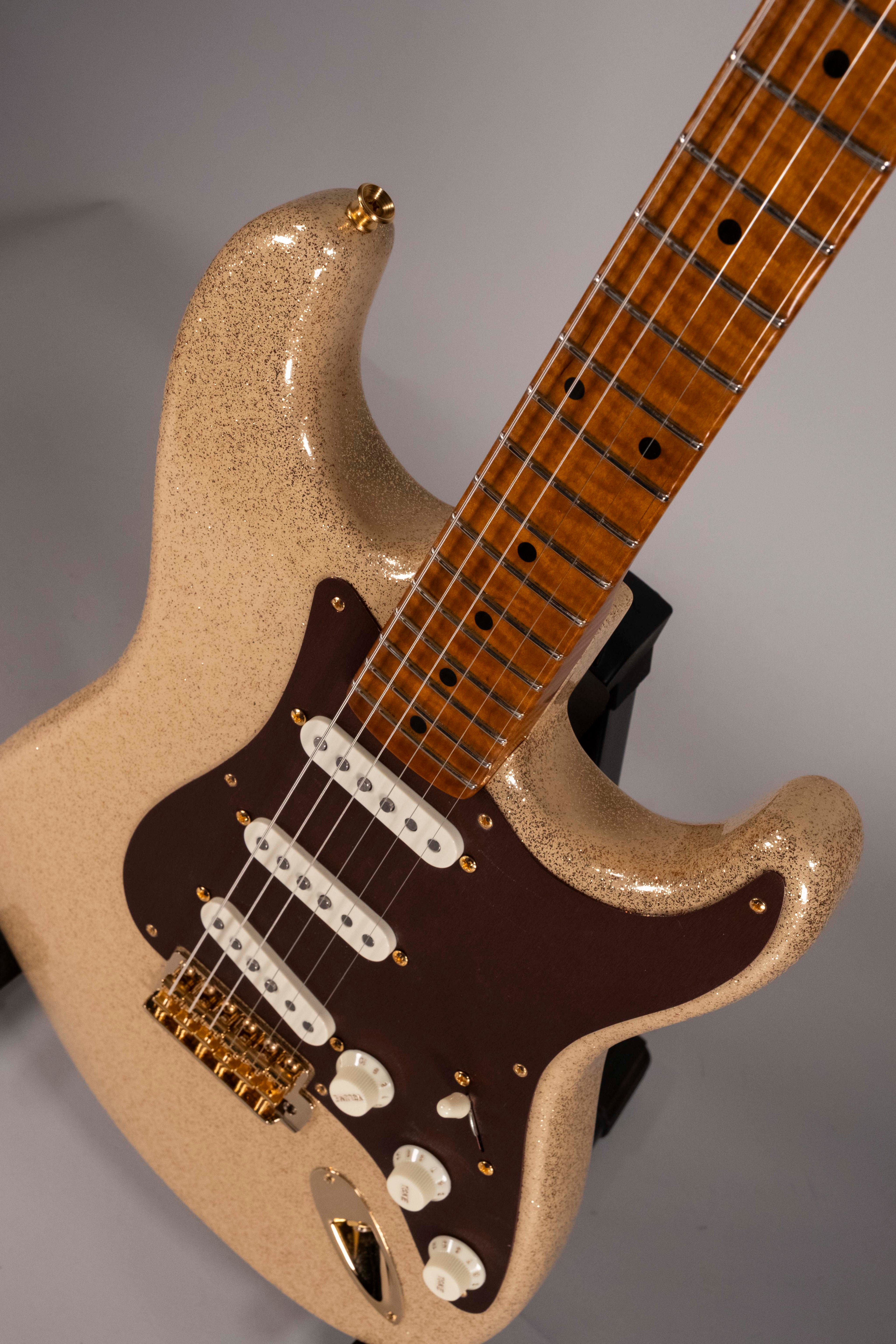 Fender Custom Shop 1959 Stratocaster Masterbuilt by J Smith Mojave Sand Sparkle