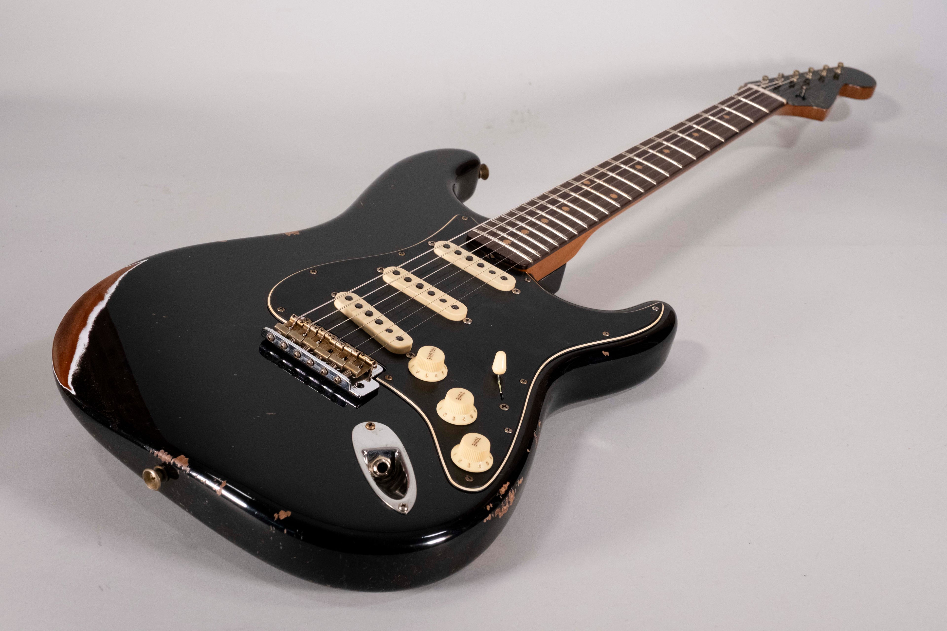 Fender Custom Shop Limited Edition Stratocaster Dual-Mag II Relic Aged Black
