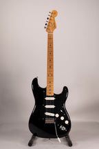 Fender Limited Edition Vintera II '50s Stratocaster Roasted Maple Finish Black