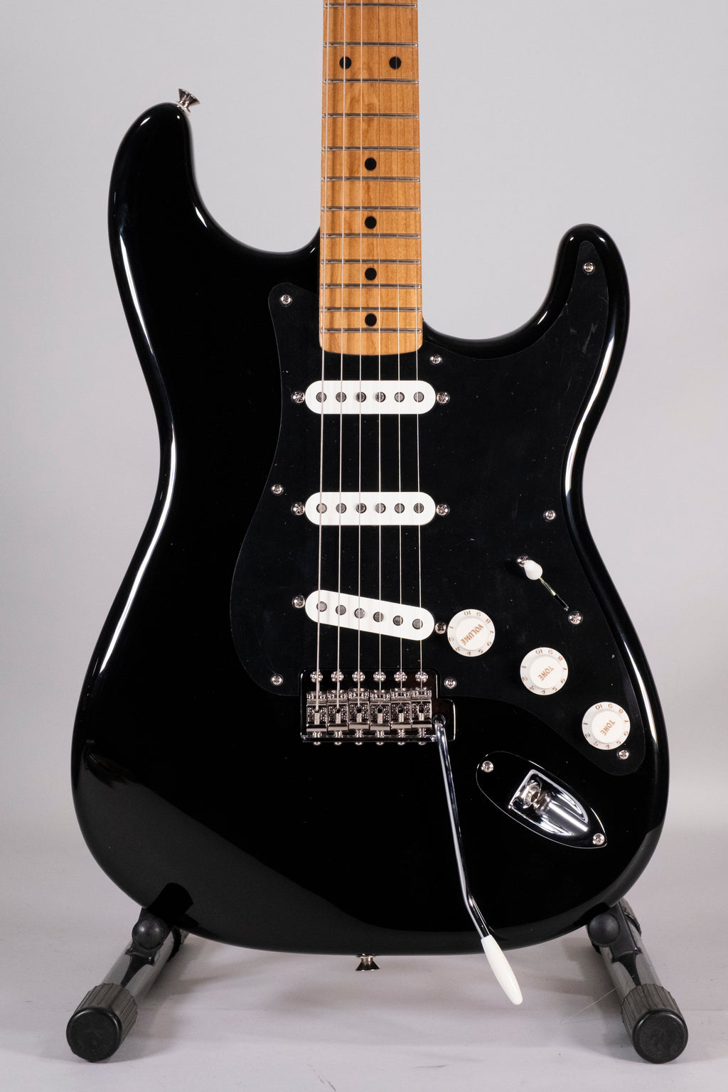 Fender Limited Edition Vintera II '50s Stratocaster Roasted Maple Finish Black