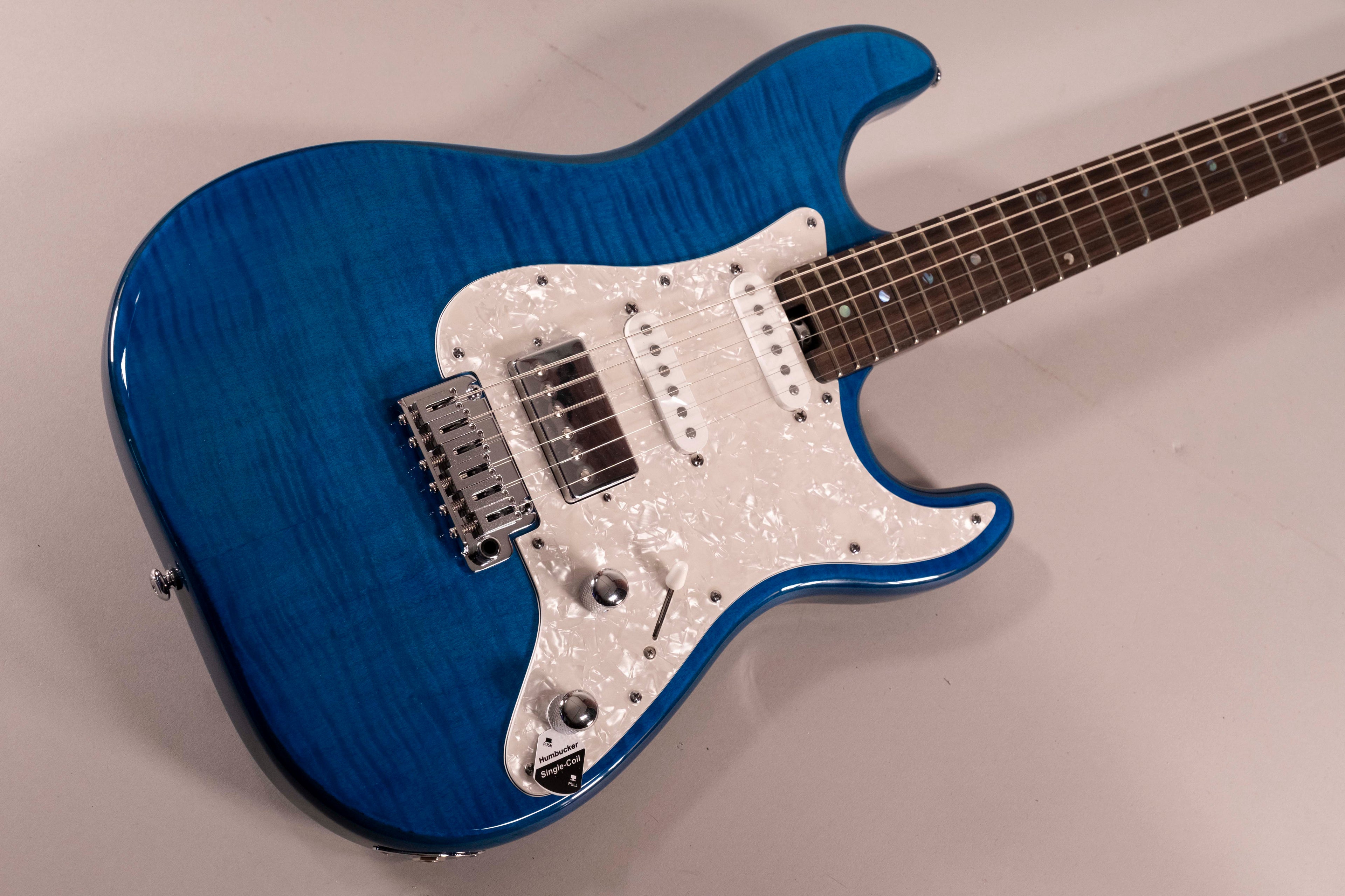 Schecter R66 Elite II Rosewood Traditional See-Thru Sky Blu