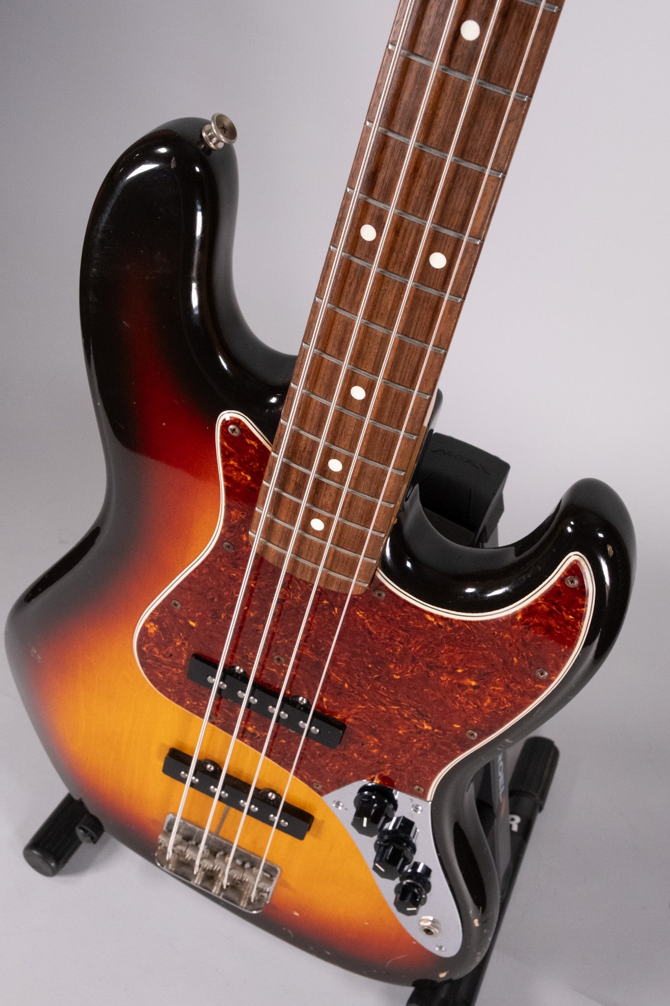 SQUIER JV JAZZ 1982 SB USATO