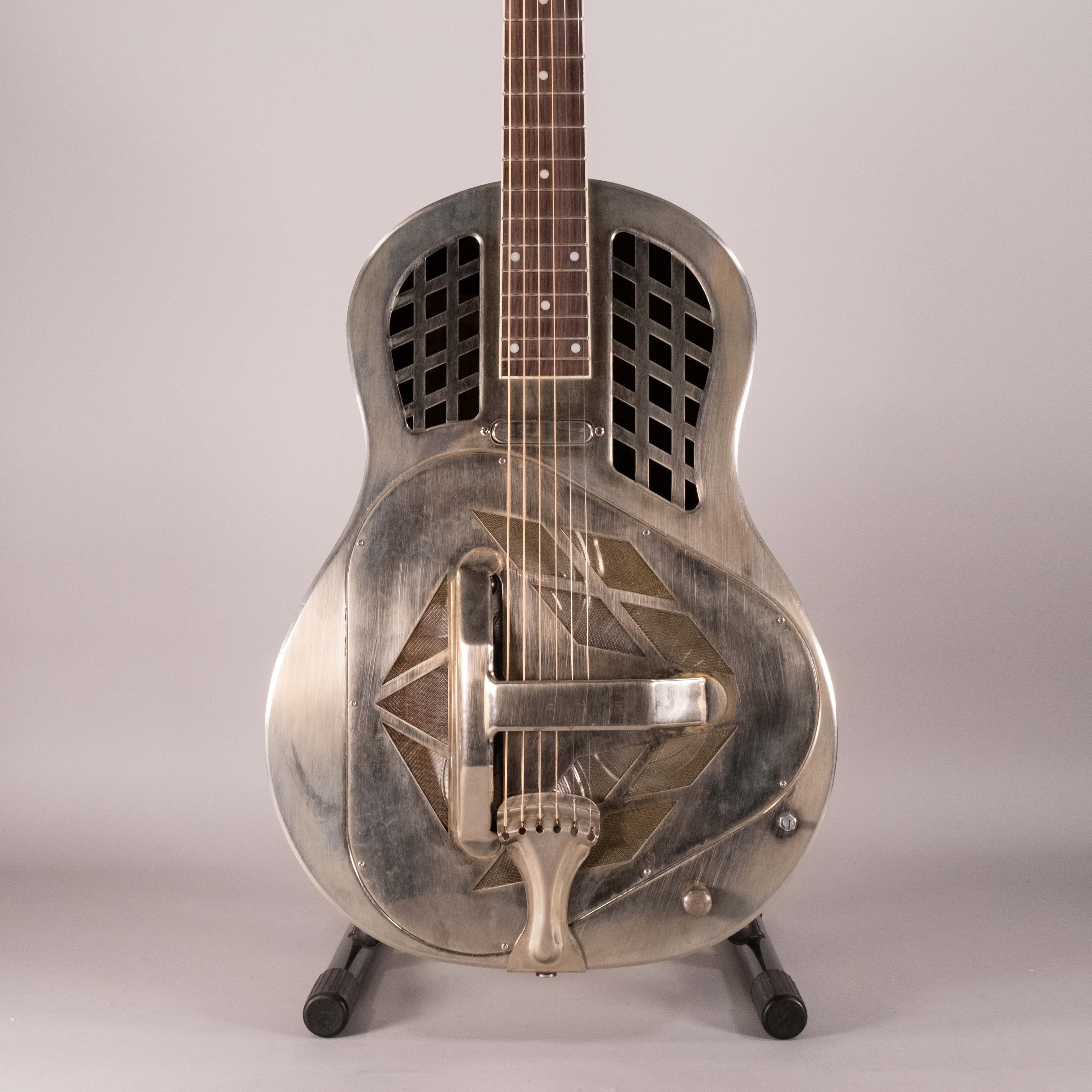 Johnson Guitars Chitarra Resofonica metal elettrificata