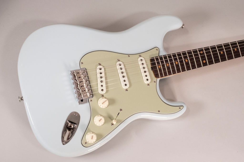 FENDER STRATOCASTER vintage custom 59 SONIC B. USATA