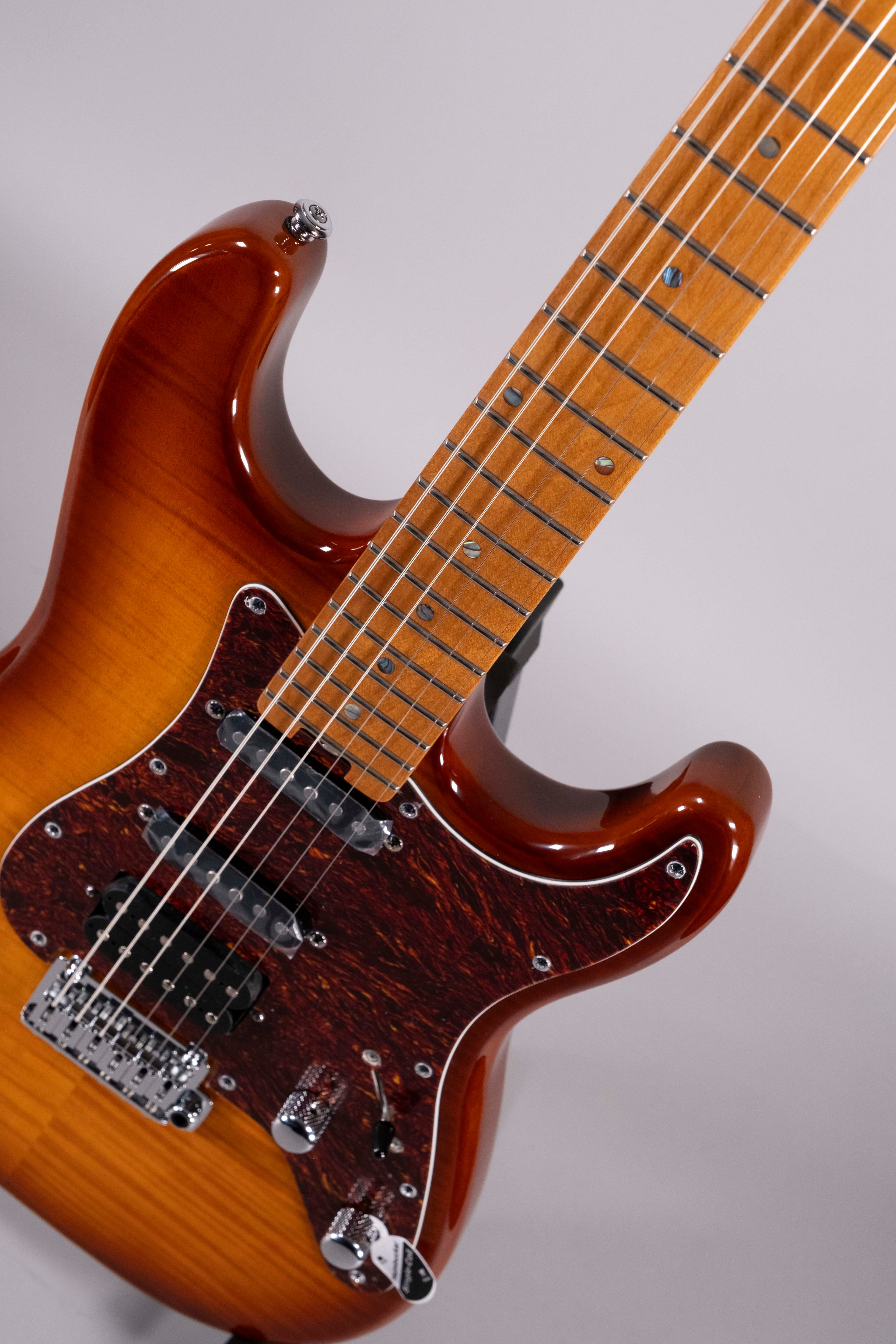 Schecter R66 Elite II Roasted Maple Traditional Vintage
