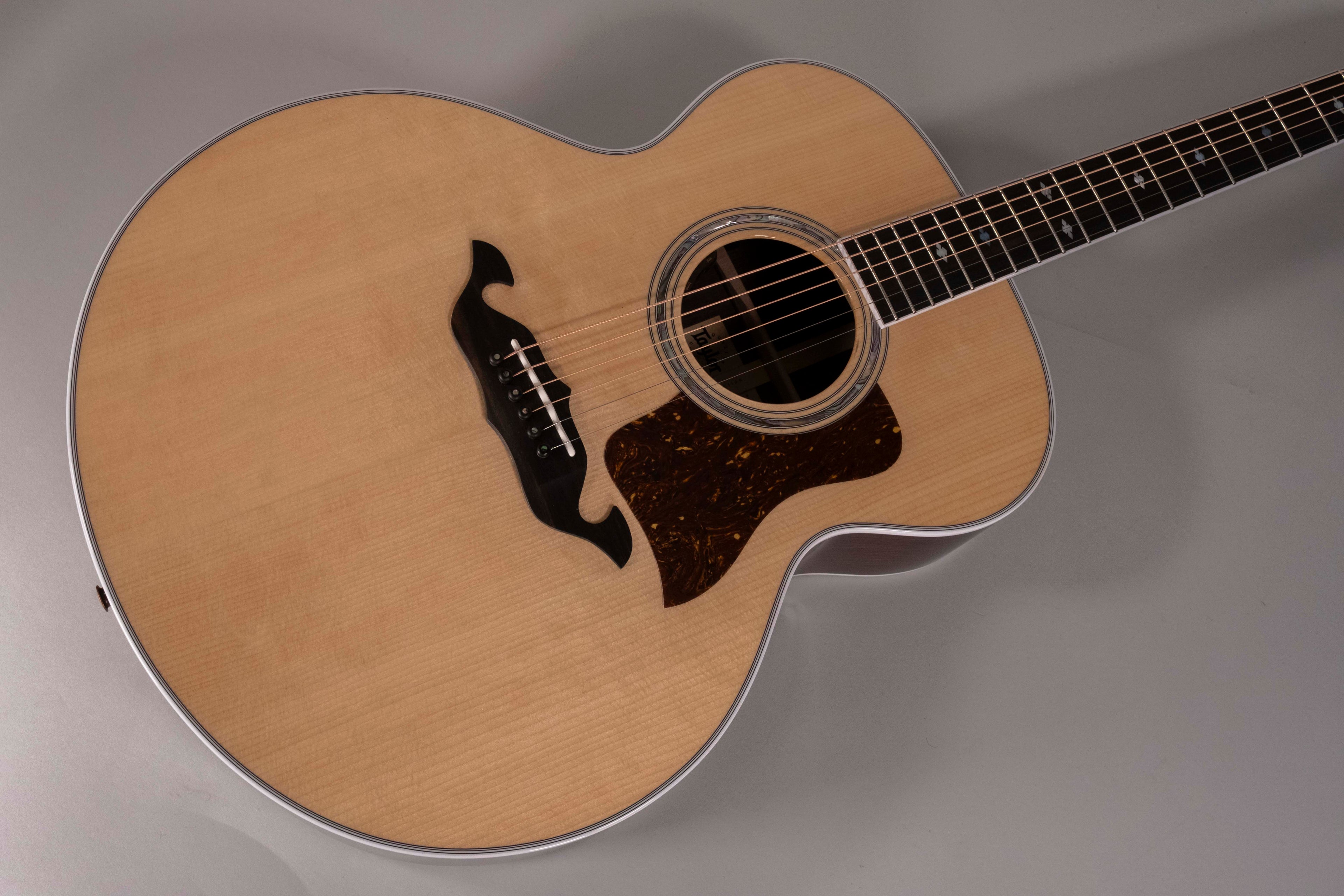 Taylor 815E Legacy Indian Rosewood Sitka