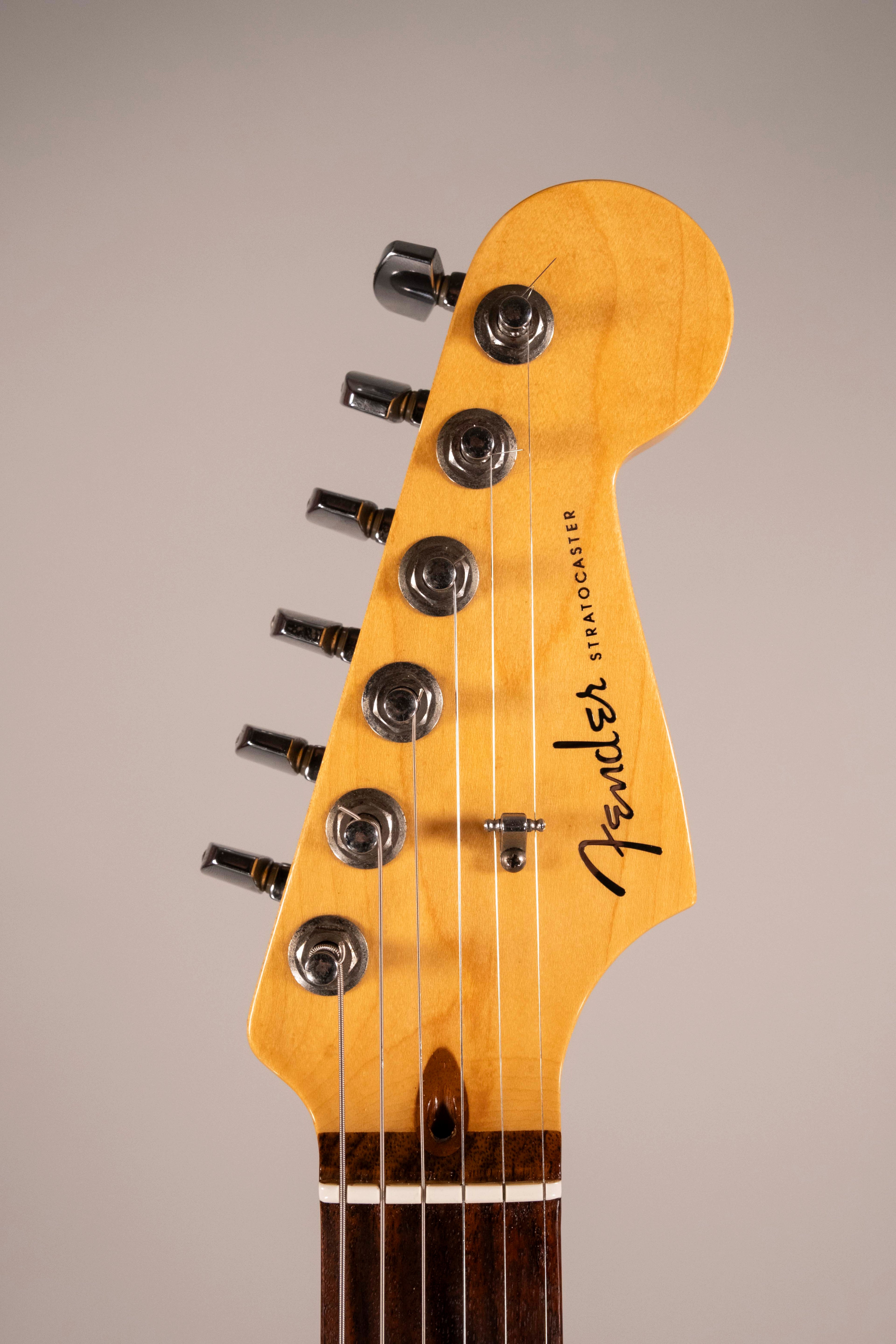 Fender Strato Amer.Deluxe Sunb Usata