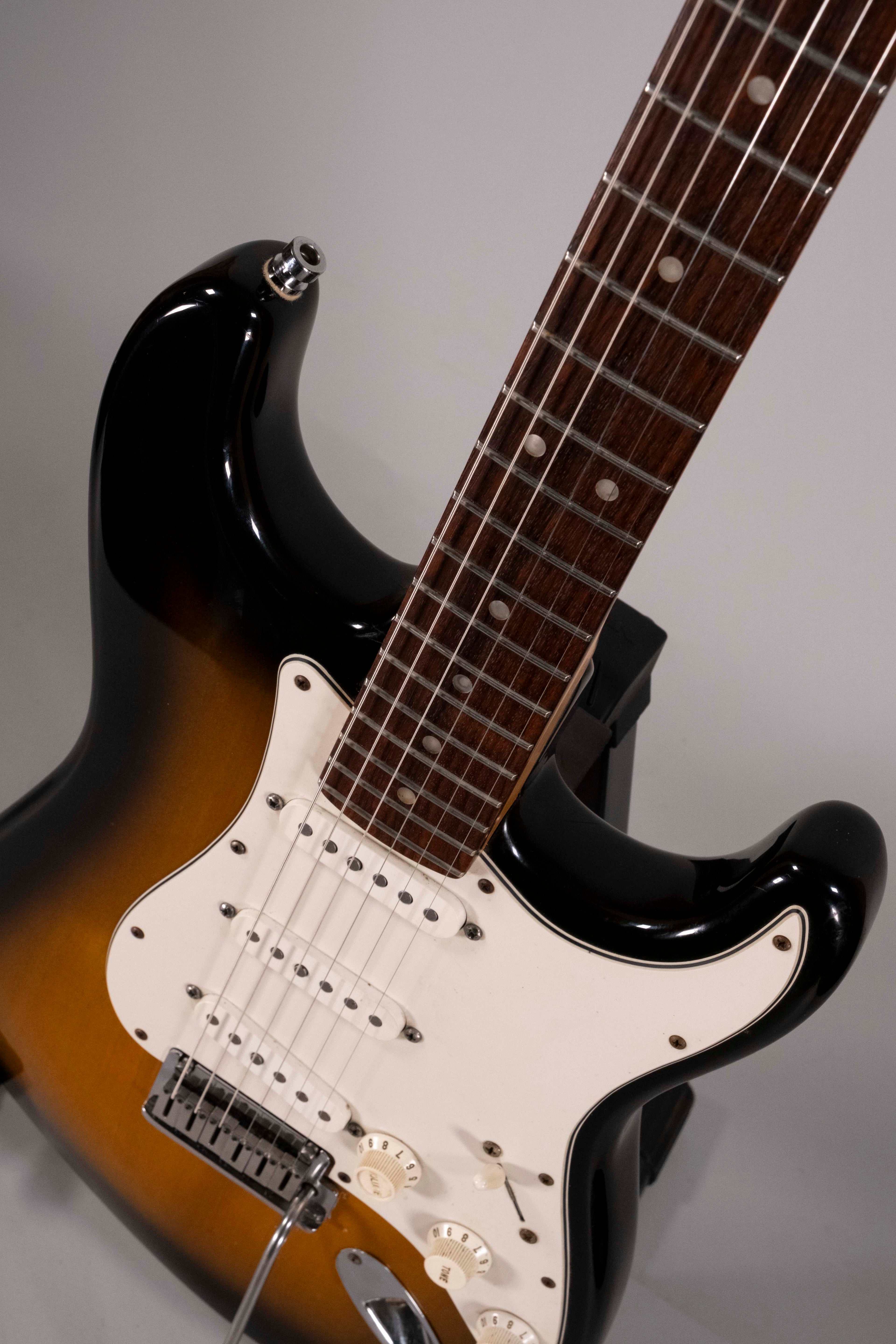 Fender Strato Amer.Deluxe Sunb Usata