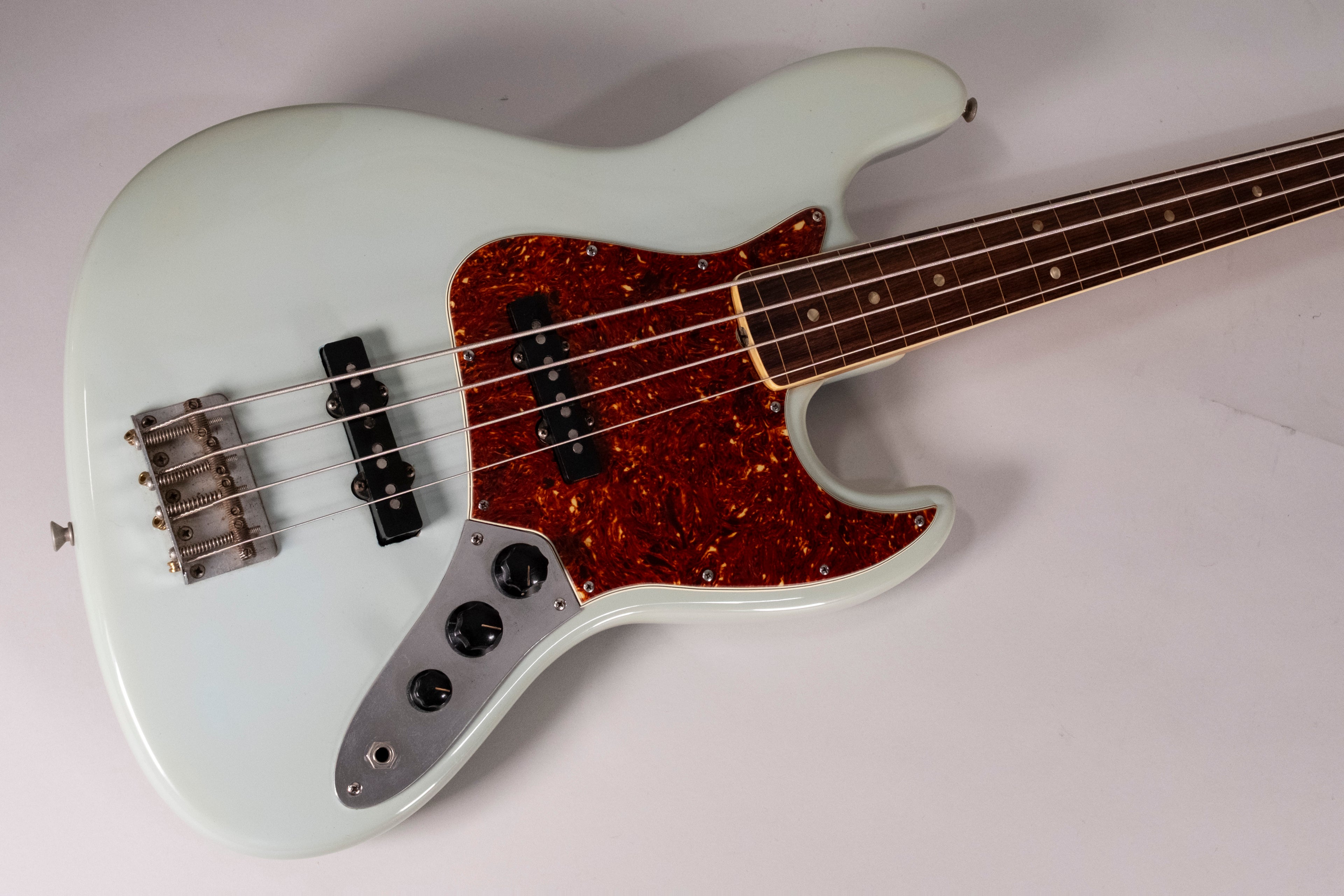 FENDER JAZZ 1966 FRETLESS REFINISH USATO
