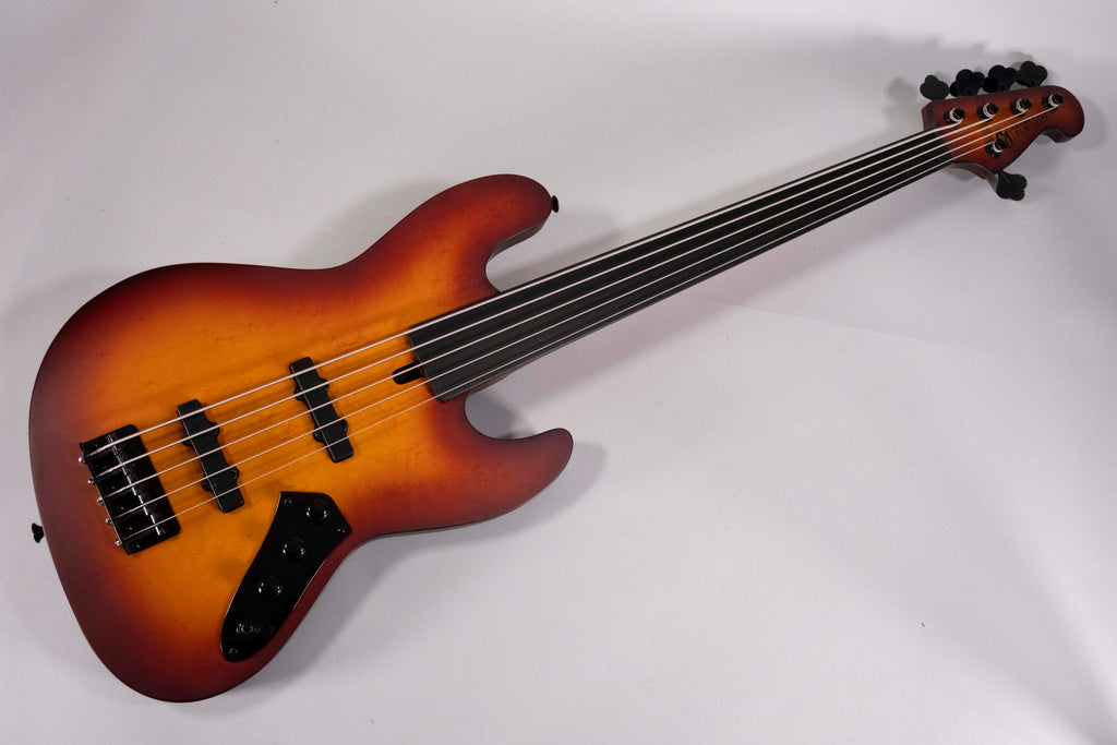 Maruszczyk Elwood 5P Fretless