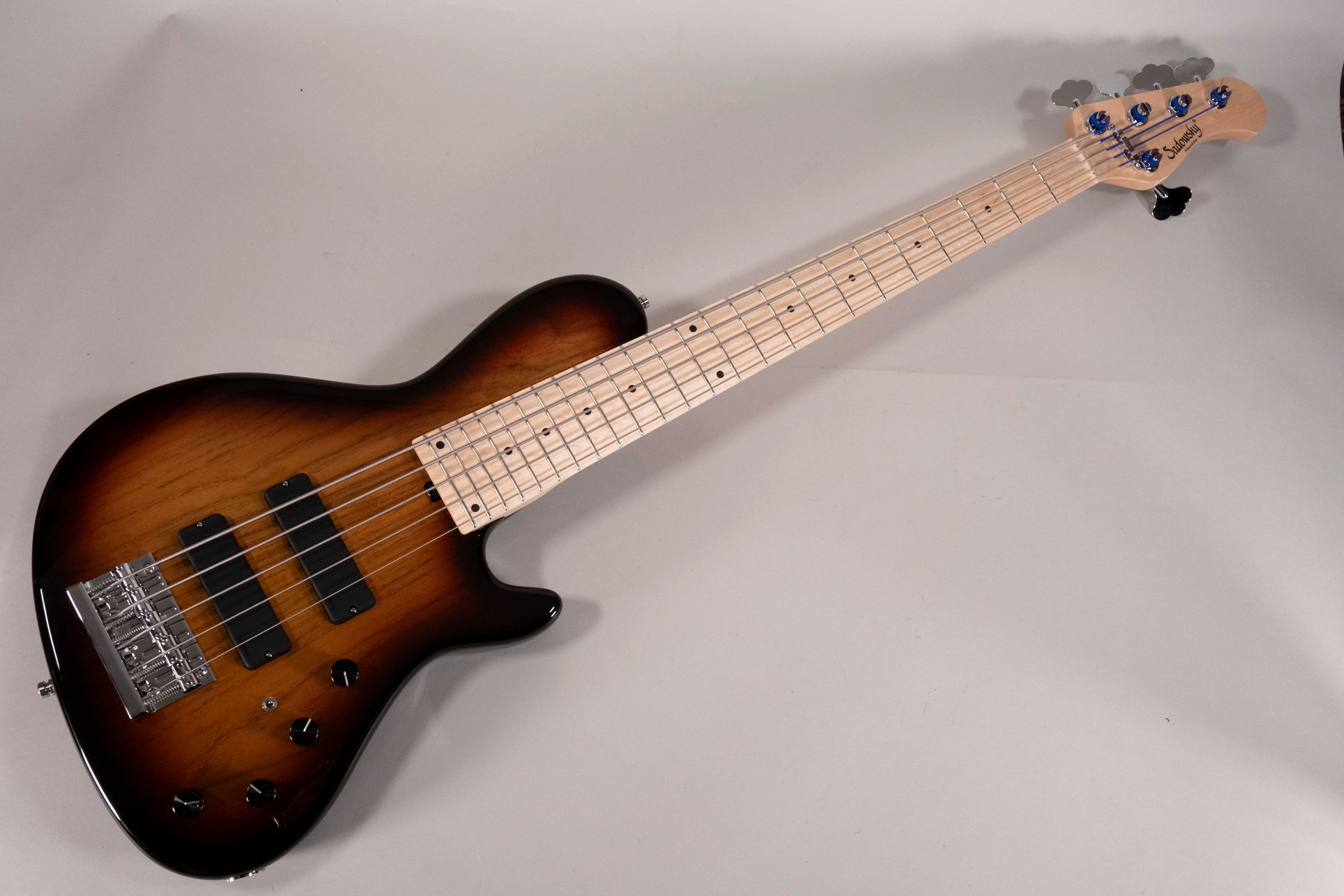 Sadowsky Metroline Bass 5 24 Single Cut Vintage Sunburst