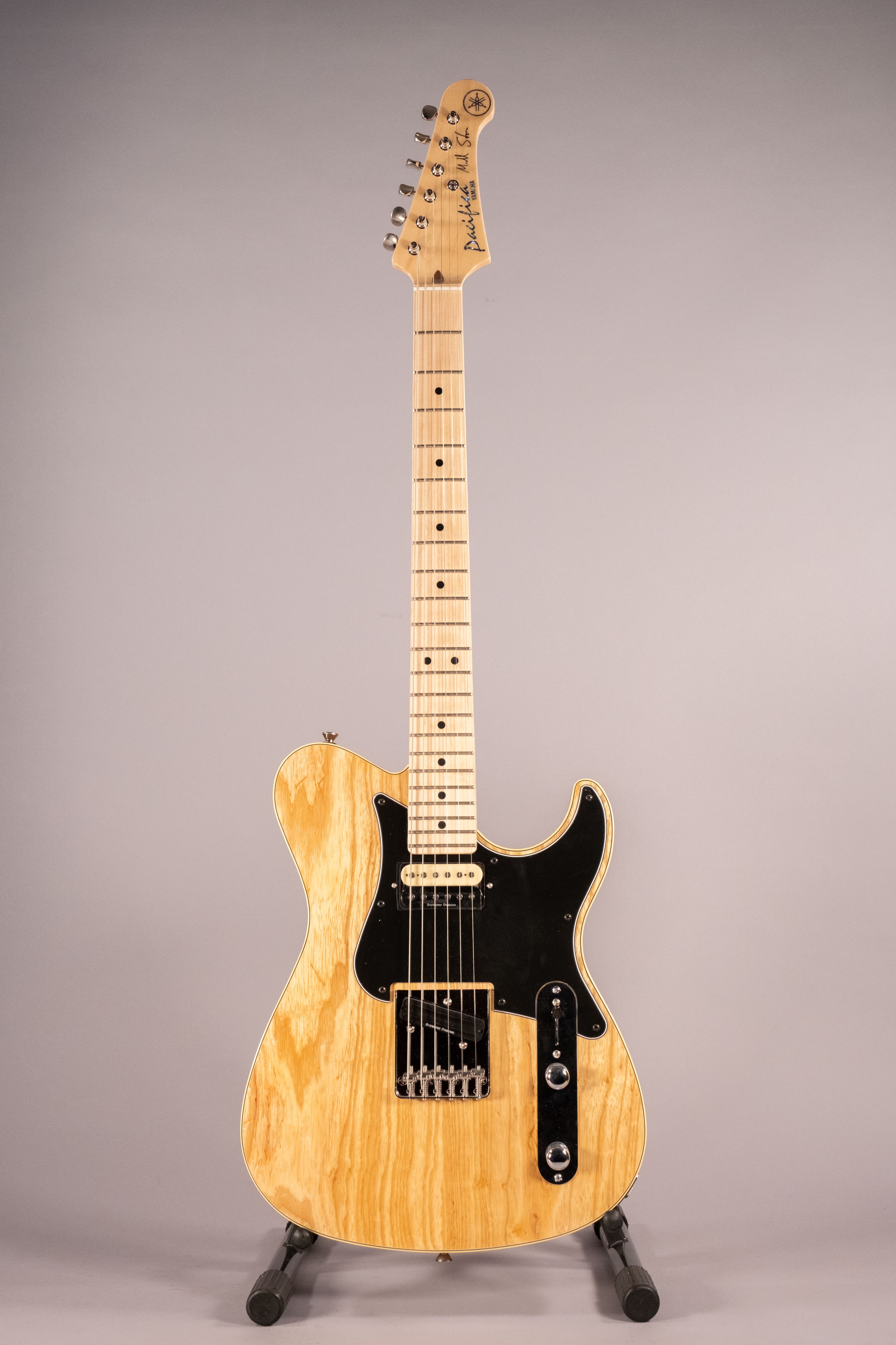 Yamaha Pacifica PAC1611 Mike Stern Natural