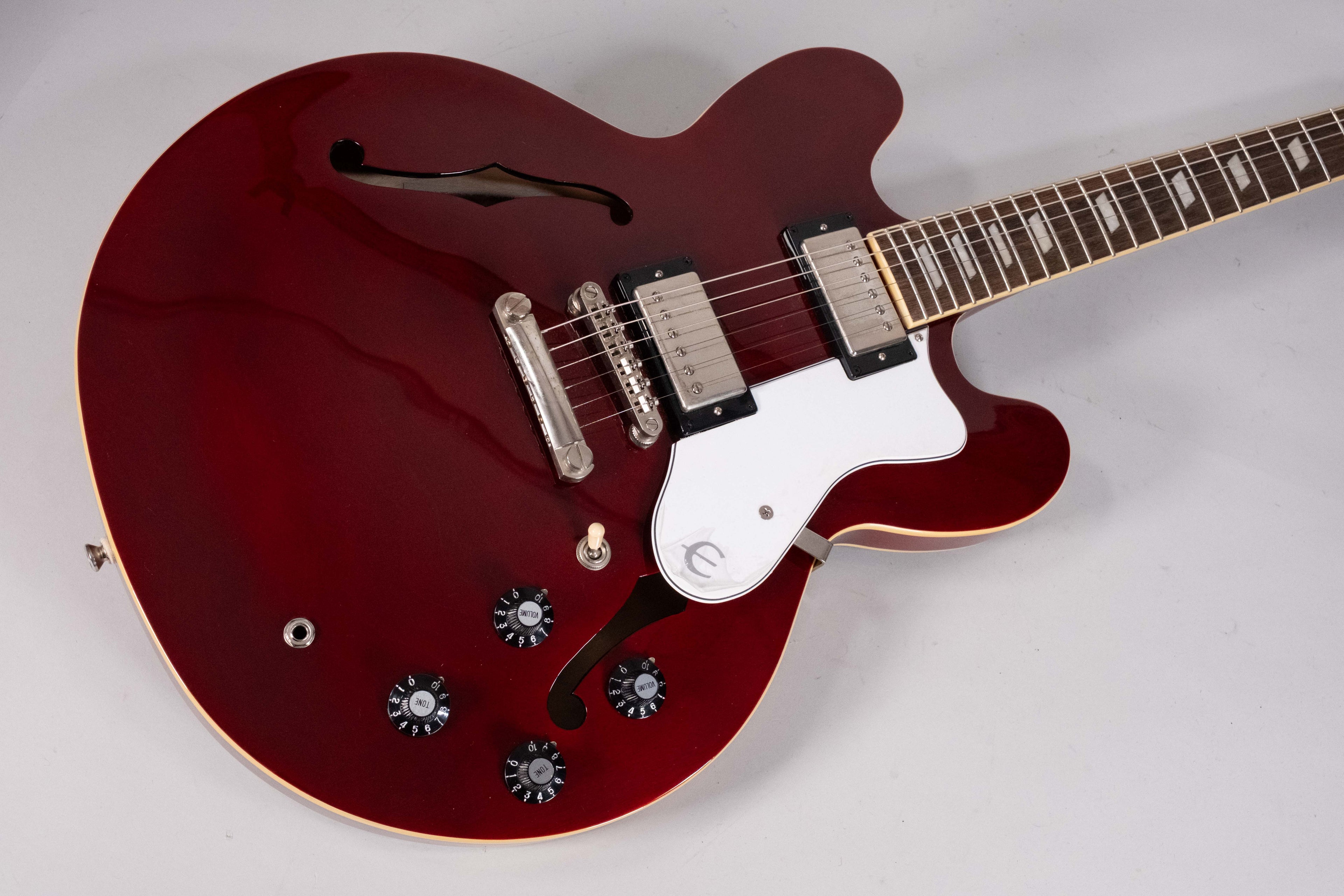 USED EPIPHONE NOEL GALLAGHER