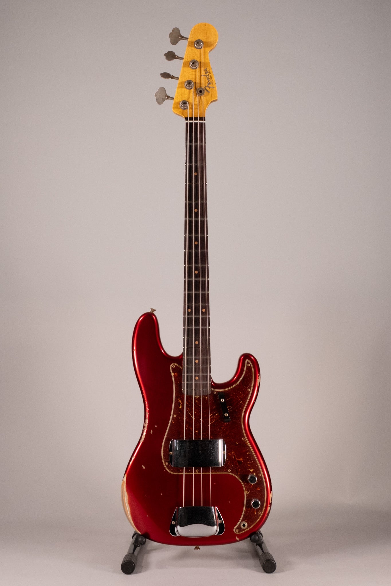 Fender Custom Shop Limited `62 Precision Bass Relic Aged Candy Apple Red